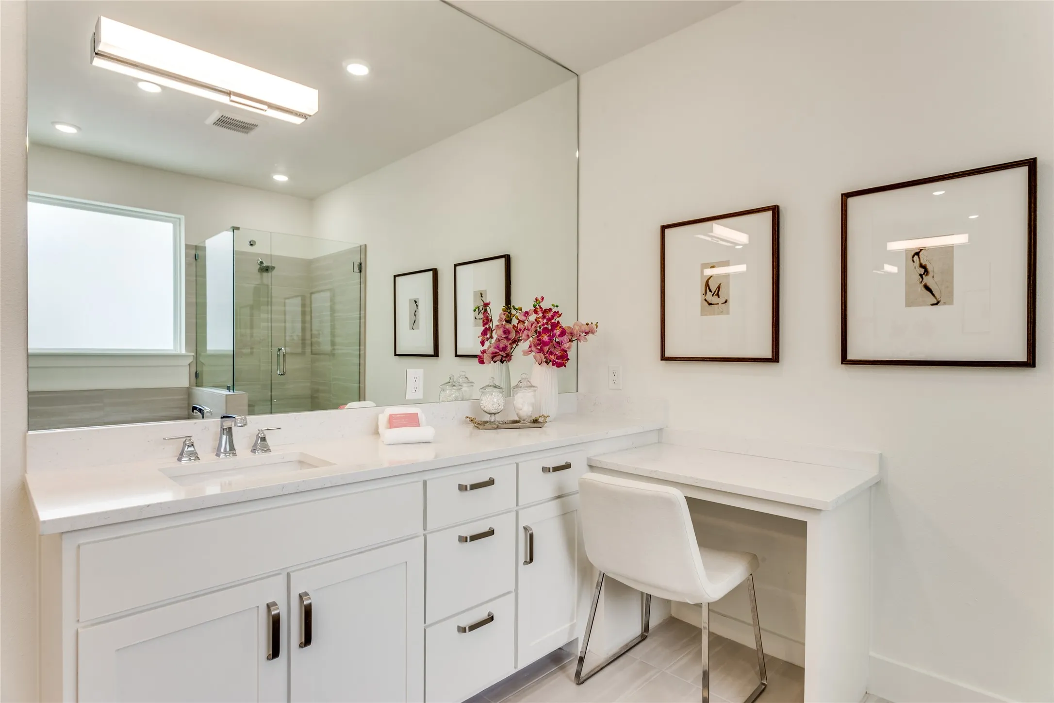 Townhouse For Rent in Tarrant County , 345 College Avenue, Fort Worth, Texas 76104, 2 Bedroom, 3 Bathroom, 2 Garage spaces, 2,020 Sqft, built in 2026, mls#21277804, Real Estate Agent in Fort Worth, Homes For Rent in Tarrant county, Homes For Rent in Fort Worth, Realtor in Fort Worth Texas, Real Estate Brokerage Independent Realty Texas, Luminita Cordes Realtor
