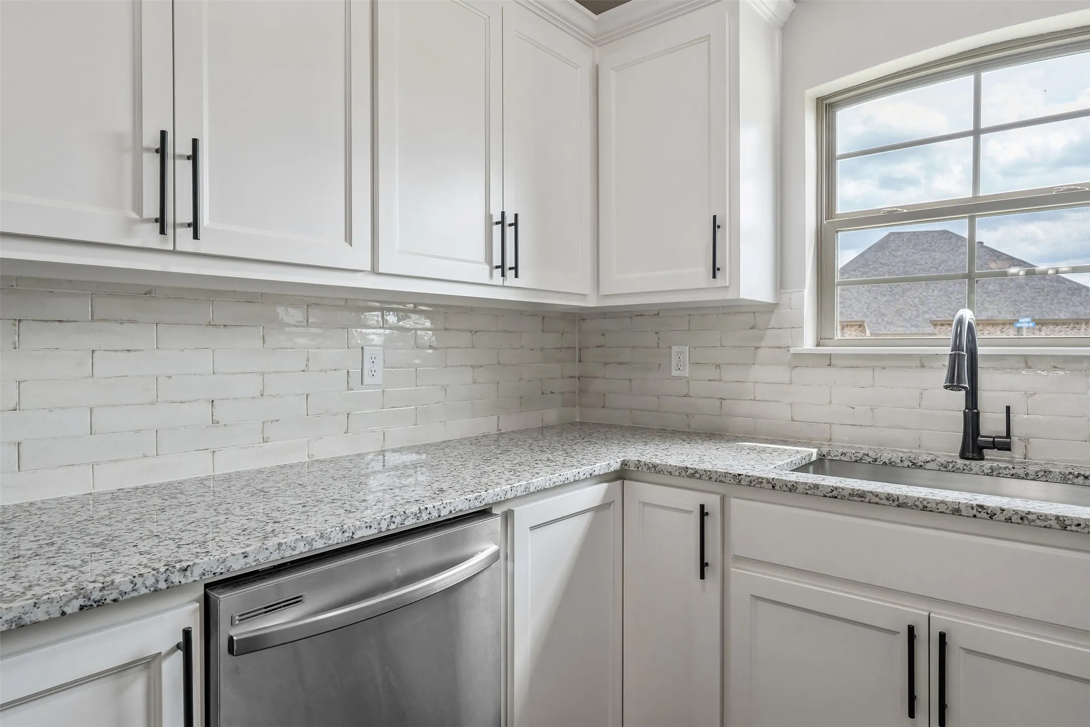 Single Family Residence For Sale in Smith County , 504 Cornerstone, Lindale, Texas 75771, 4 Bedroom, 3 Bathroom, 2 Garage spaces, 1,798 Sqft, built in 2025, mls#21288704, Real Estate Agent in Lindale, Homes For Sale in Smith county, Homes For Sale in Lindale, Realtor in Lindale Texas, Real Estate Brokerage Independent Realty Texas, Luminita Cordes Realtor