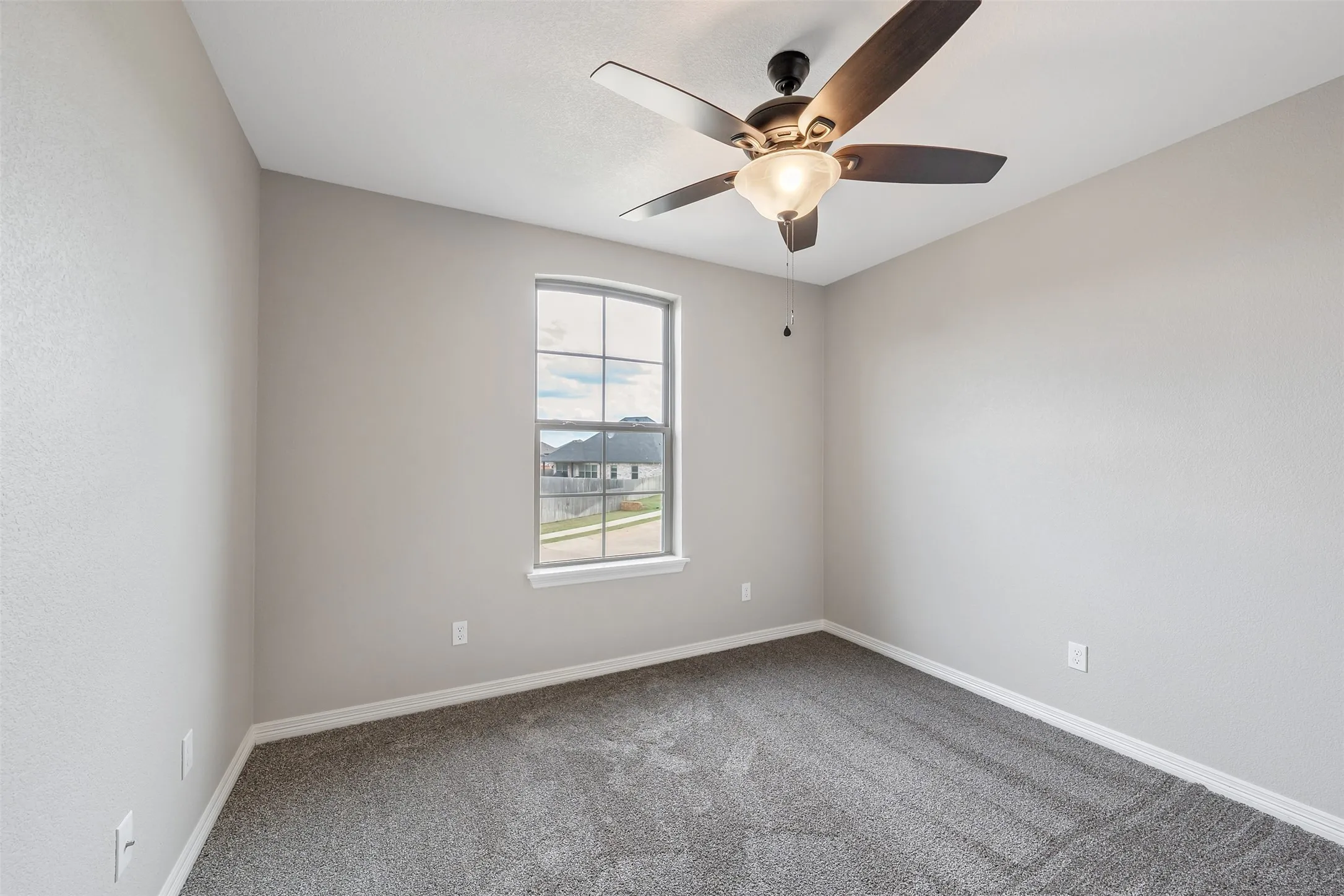 Single Family Residence For Sale in Smith County , 504 Cornerstone, Lindale, Texas 75771, 4 Bedroom, 3 Bathroom, 2 Garage spaces, 1,798 Sqft, built in 2025, mls#21288704, Real Estate Agent in Lindale, Homes For Sale in Smith county, Homes For Sale in Lindale, Realtor in Lindale Texas, Real Estate Brokerage Independent Realty Texas, Luminita Cordes Realtor