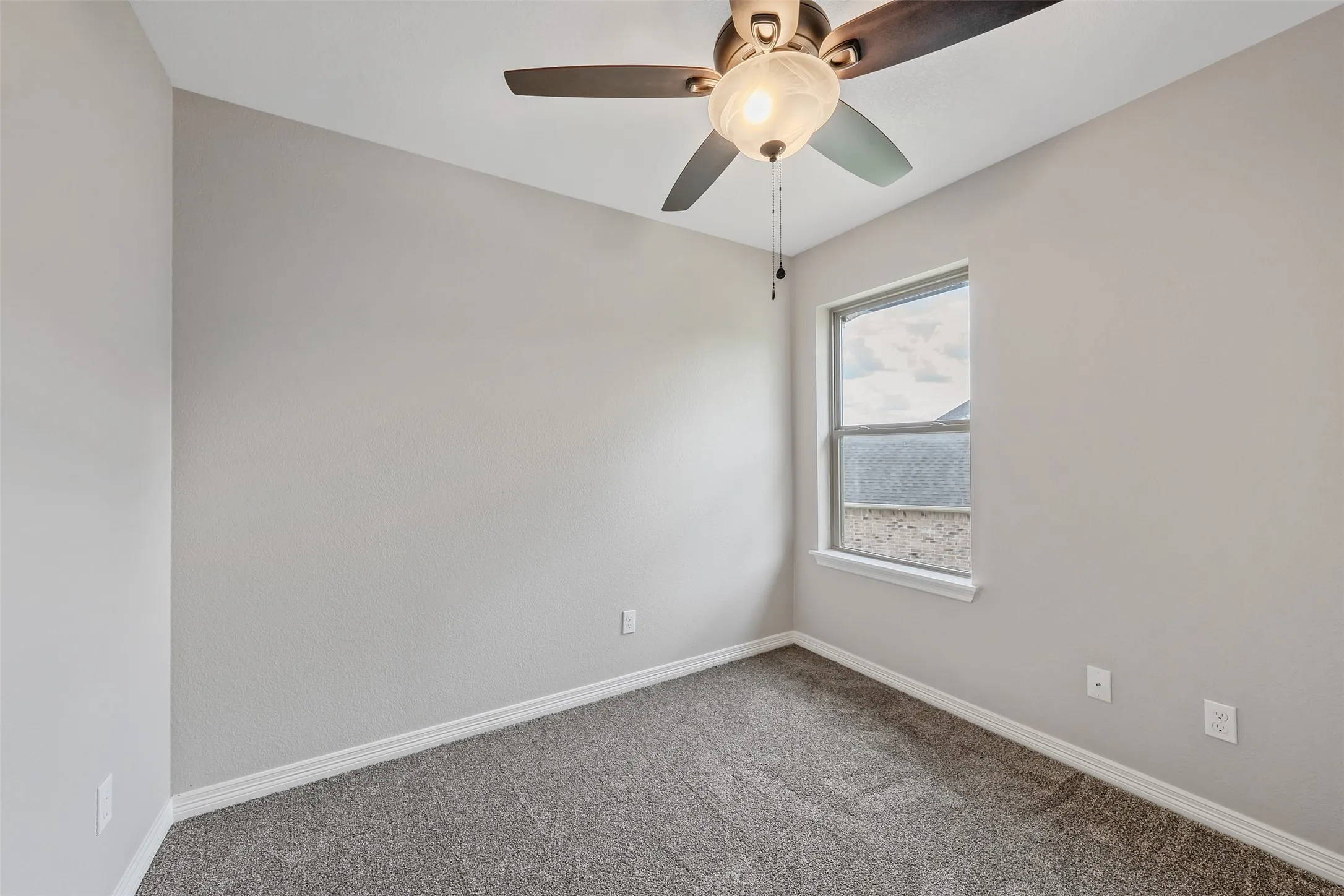 Single Family Residence For Sale in Smith County , 504 Cornerstone, Lindale, Texas 75771, 4 Bedroom, 3 Bathroom, 2 Garage spaces, 1,798 Sqft, built in 2025, mls#21288704, Real Estate Agent in Lindale, Homes For Sale in Smith county, Homes For Sale in Lindale, Realtor in Lindale Texas, Real Estate Brokerage Independent Realty Texas, Luminita Cordes Realtor