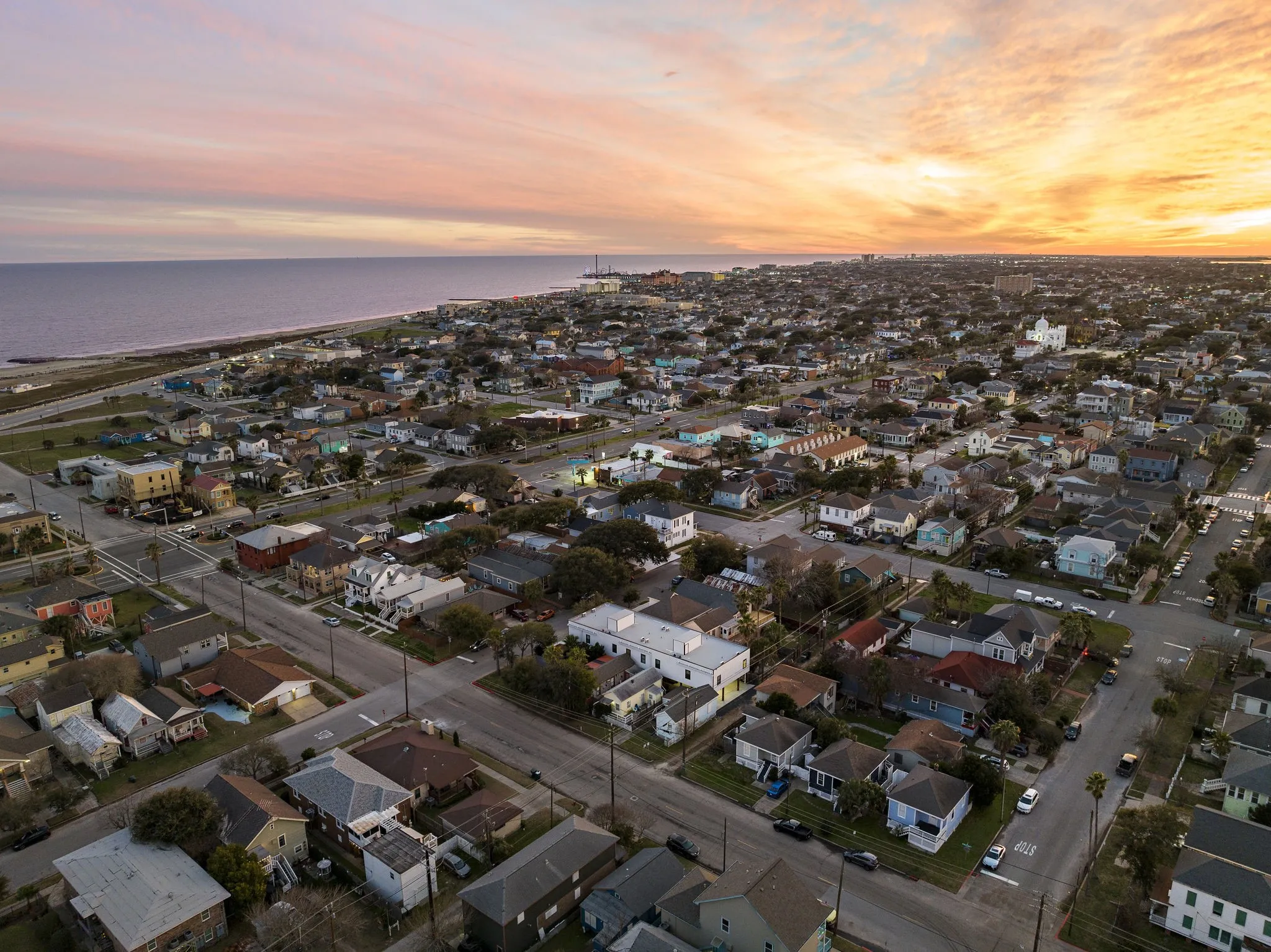 For Sale in Galveston County , 808 Sealy Avenue, Galveston, Texas 77550, 8 Bedroom, 8 Bathroom, Garage spaces, 0 Sqft, built in 2023, mls#21288717, Real Estate Agent in Galveston, Homes For Sale in Galveston county, Homes For Sale in Galveston, Realtor in Galveston Texas, Real Estate Brokerage Independent Realty Texas, Luminita Cordes Realtor