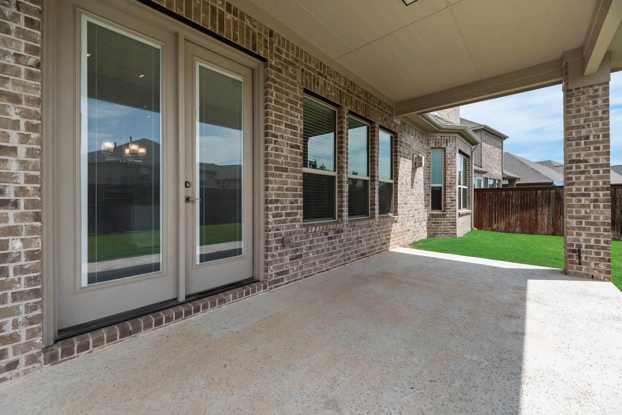 Single Family Residence For Sale in Denton County , 1900 Monahan Drive, Lantana, Texas 76226, 5 Bedroom, 4 Bathroom, 2 Garage spaces, 3,409 Sqft, built in 2019, mls#21288220, Real Estate Agent in Lantana, Homes For Sale in Denton county, Homes For Sale in Lantana, Realtor in Lantana Texas, Real Estate Brokerage Independent Realty Texas, Luminita Cordes Realtor