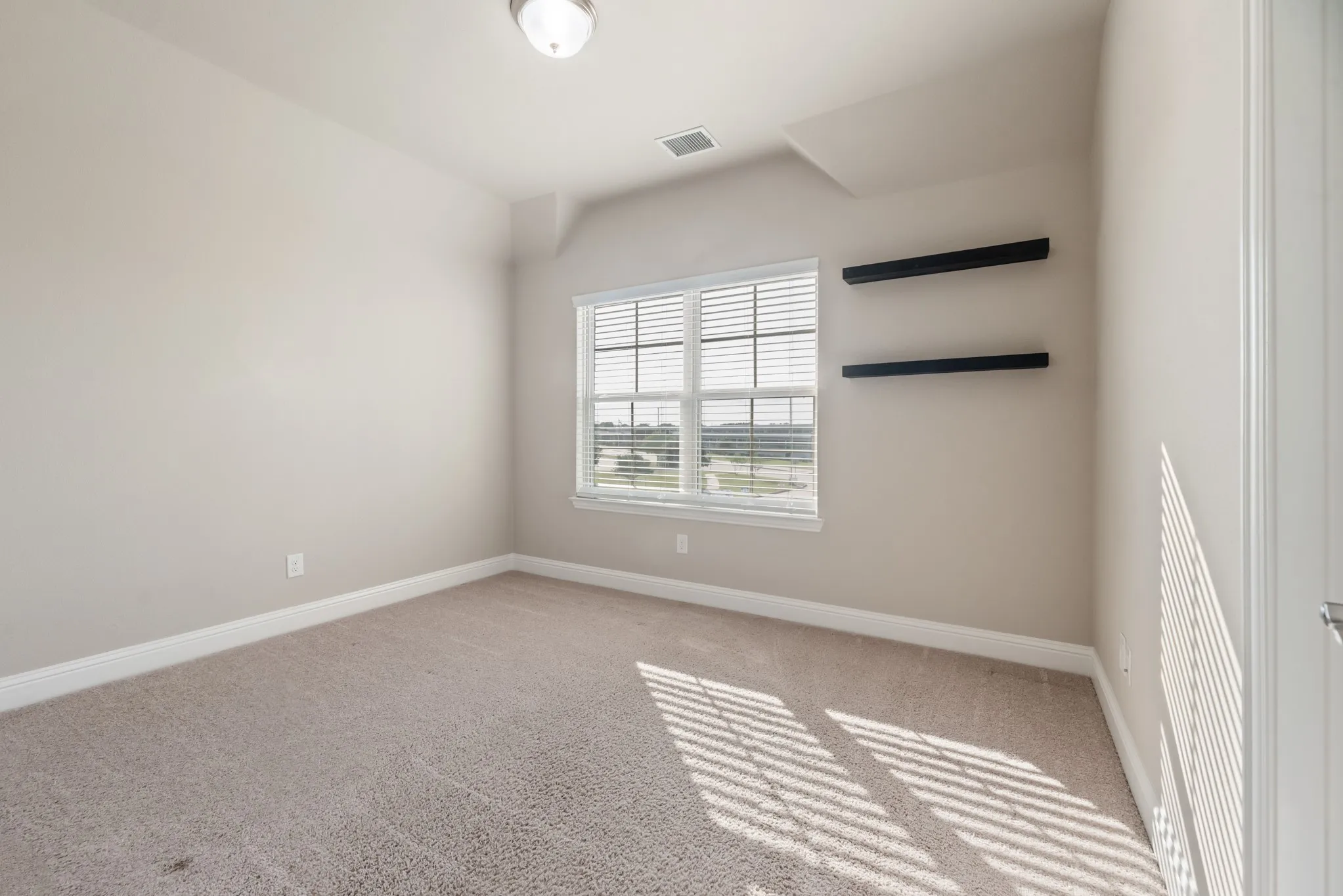 Single Family Residence For Sale in Denton County , 1900 Monahan Drive, Lantana, Texas 76226, 5 Bedroom, 4 Bathroom, 2 Garage spaces, 3,409 Sqft, built in 2019, mls#21288220, Real Estate Agent in Lantana, Homes For Sale in Denton county, Homes For Sale in Lantana, Realtor in Lantana Texas, Real Estate Brokerage Independent Realty Texas, Luminita Cordes Realtor