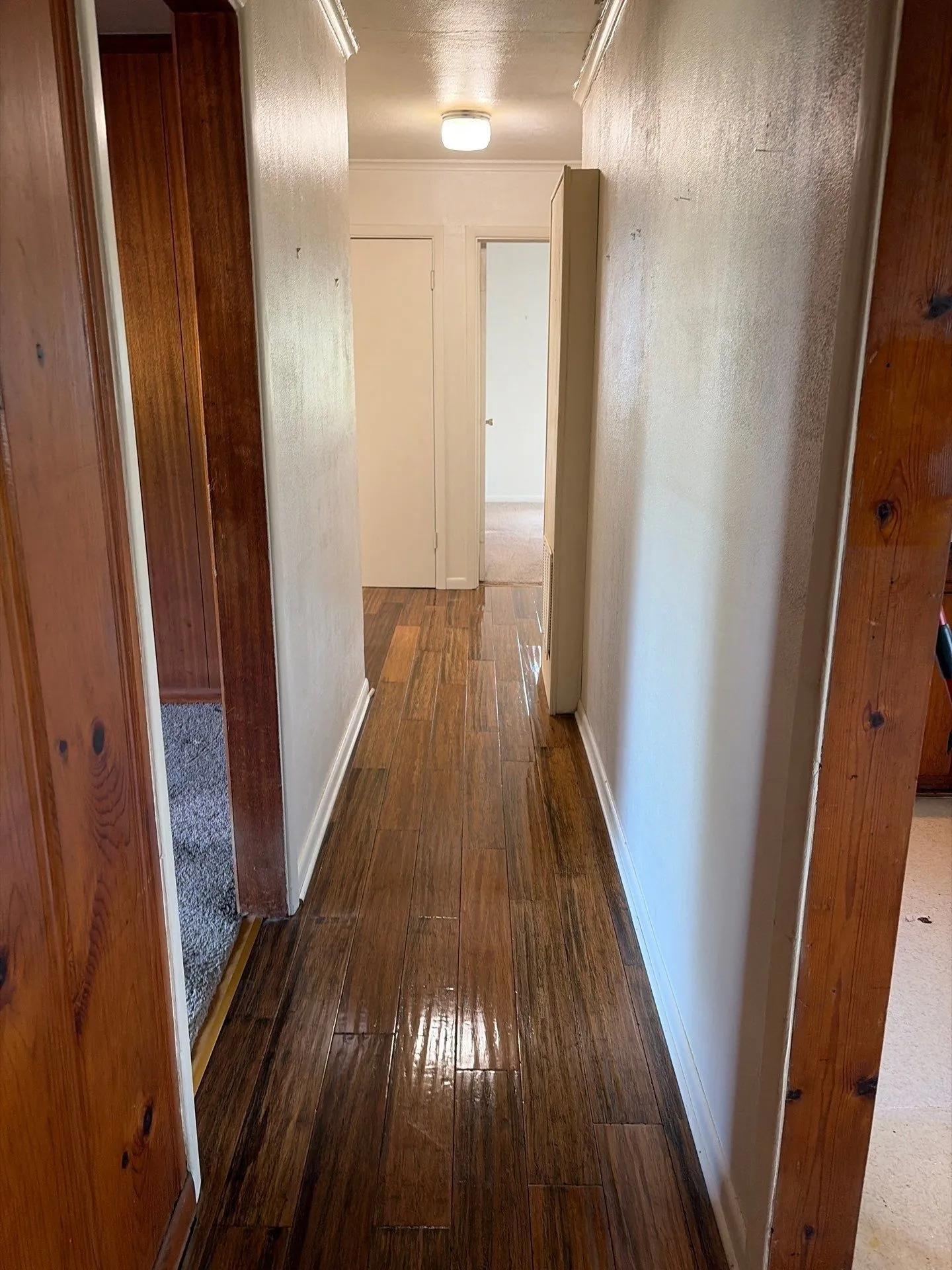 Single Family Residence For Sale in Navarro County , 906 W Main Street, Richland, Texas 76681, 2 Bedroom, 1 Bathroom, Garage spaces, 1,680 Sqft, built in 1968, mls#21286011, Real Estate Agent in Richland, Homes For Sale in Navarro county, Homes For Sale in Richland, Realtor in Richland Texas, Real Estate Brokerage Independent Realty Texas, Luminita Cordes Realtor