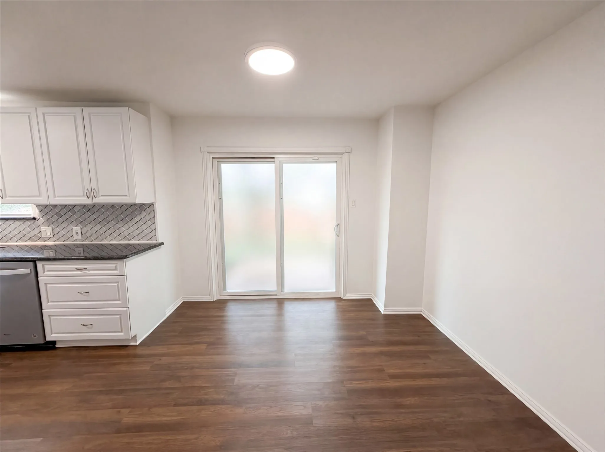 Single Family Residence For Sale in Johnson County , 1014 Yvonne Drive, Joshua, Texas 76058, 3 Bedroom, 3 Bathroom, 4 Garage spaces, 2,237 Sqft, built in 1974, mls#21280003, Real Estate Agent in Joshua, Homes For Sale in Johnson county, Homes For Sale in Joshua, Realtor in Joshua Texas, Real Estate Brokerage Independent Realty Texas, Luminita Cordes Realtor