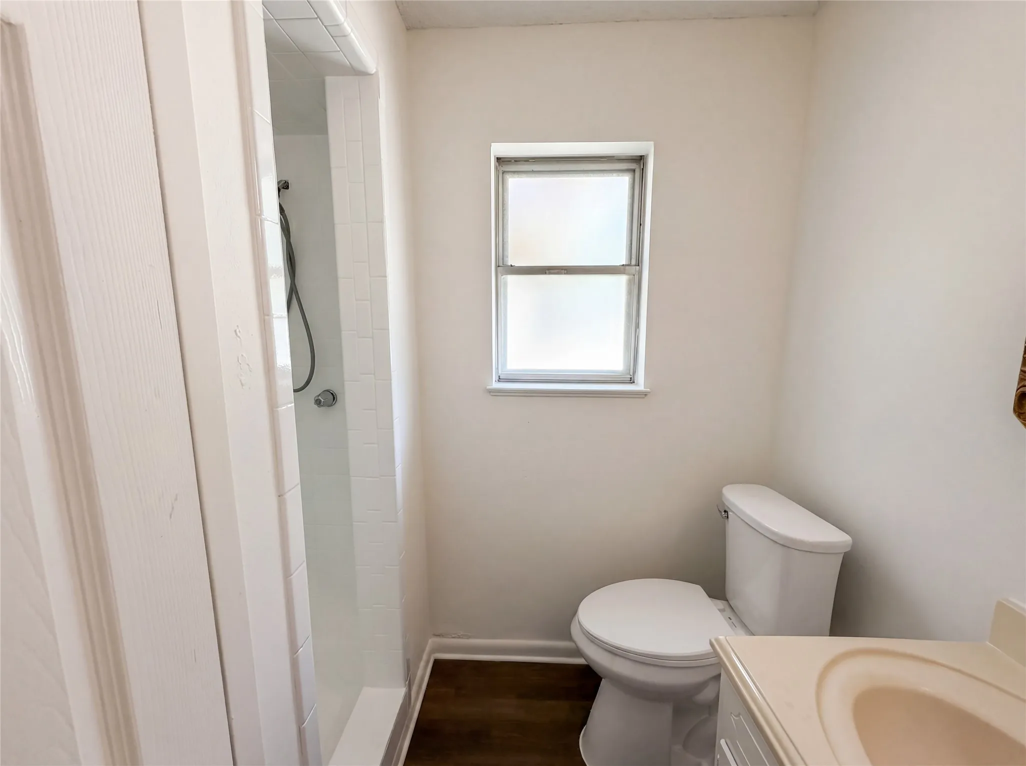 Single Family Residence For Sale in Johnson County , 1014 Yvonne Drive, Joshua, Texas 76058, 3 Bedroom, 3 Bathroom, 4 Garage spaces, 2,237 Sqft, built in 1974, mls#21280003, Real Estate Agent in Joshua, Homes For Sale in Johnson county, Homes For Sale in Joshua, Realtor in Joshua Texas, Real Estate Brokerage Independent Realty Texas, Luminita Cordes Realtor