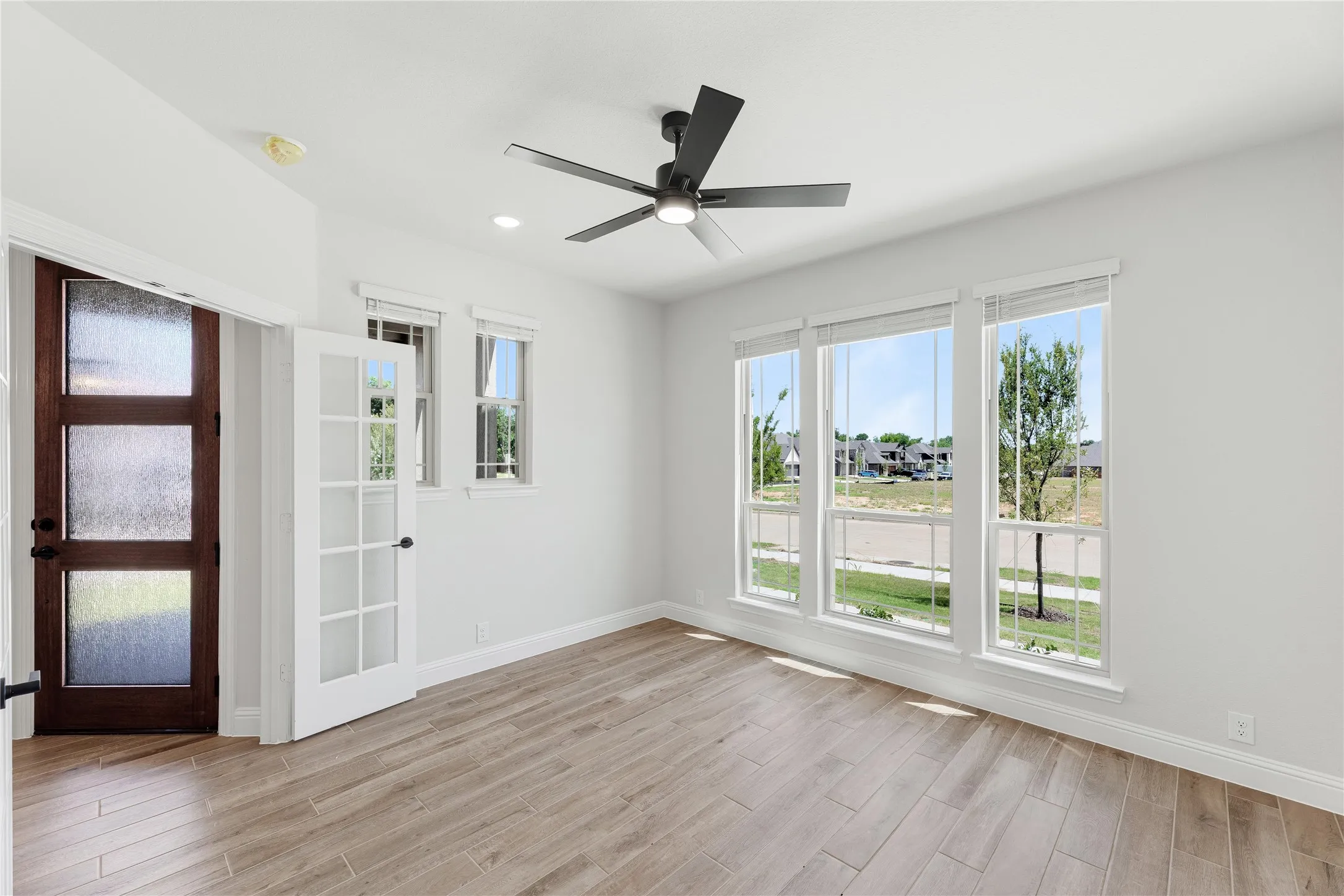 Single Family Residence For Sale in Johnson County , 708 Condor Street, Joshua, Texas 76058, 4 Bedroom, 4 Bathroom, 2 Garage spaces, 3,187 Sqft, built in 2025, mls#21288762, Real Estate Agent in Joshua, Homes For Sale in Johnson county, Homes For Sale in Joshua, Realtor in Joshua Texas, Real Estate Brokerage Independent Realty Texas, Luminita Cordes Realtor