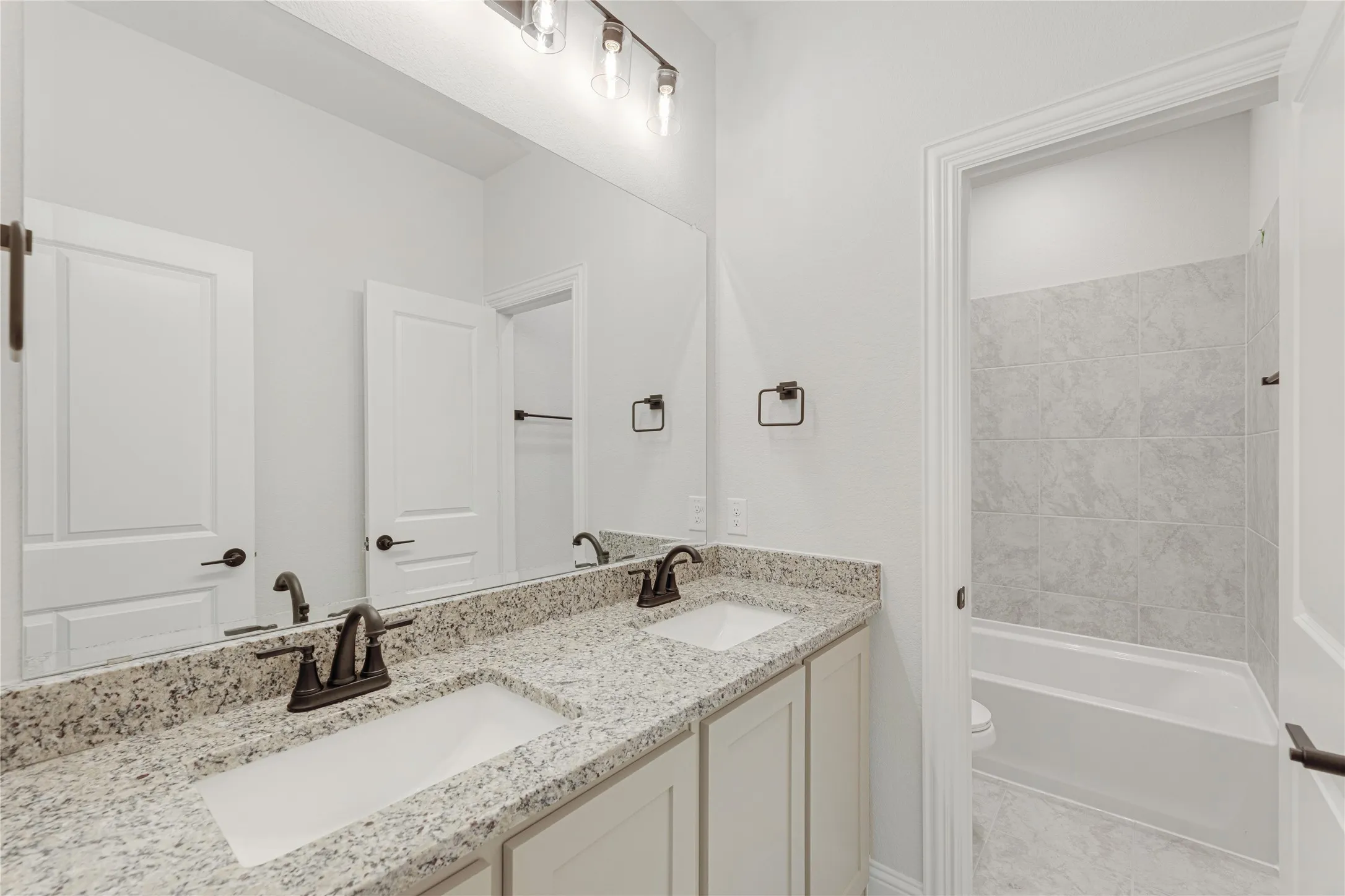 Single Family Residence For Sale in Johnson County , 708 Condor Street, Joshua, Texas 76058, 4 Bedroom, 4 Bathroom, 2 Garage spaces, 3,187 Sqft, built in 2025, mls#21288762, Real Estate Agent in Joshua, Homes For Sale in Johnson county, Homes For Sale in Joshua, Realtor in Joshua Texas, Real Estate Brokerage Independent Realty Texas, Luminita Cordes Realtor