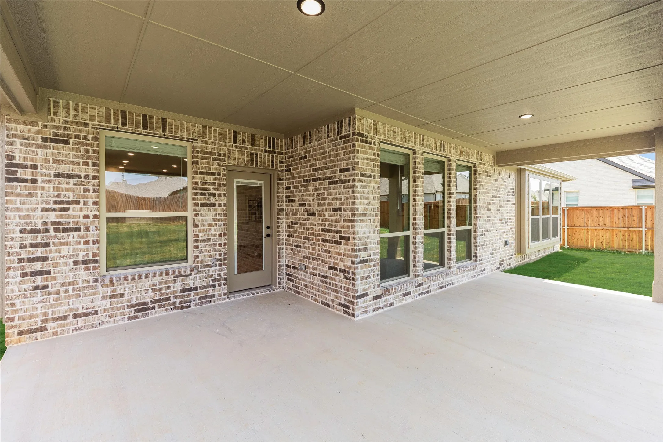 Single Family Residence For Sale in Johnson County , 708 Condor Street, Joshua, Texas 76058, 4 Bedroom, 4 Bathroom, 2 Garage spaces, 3,187 Sqft, built in 2025, mls#21288762, Real Estate Agent in Joshua, Homes For Sale in Johnson county, Homes For Sale in Joshua, Realtor in Joshua Texas, Real Estate Brokerage Independent Realty Texas, Luminita Cordes Realtor