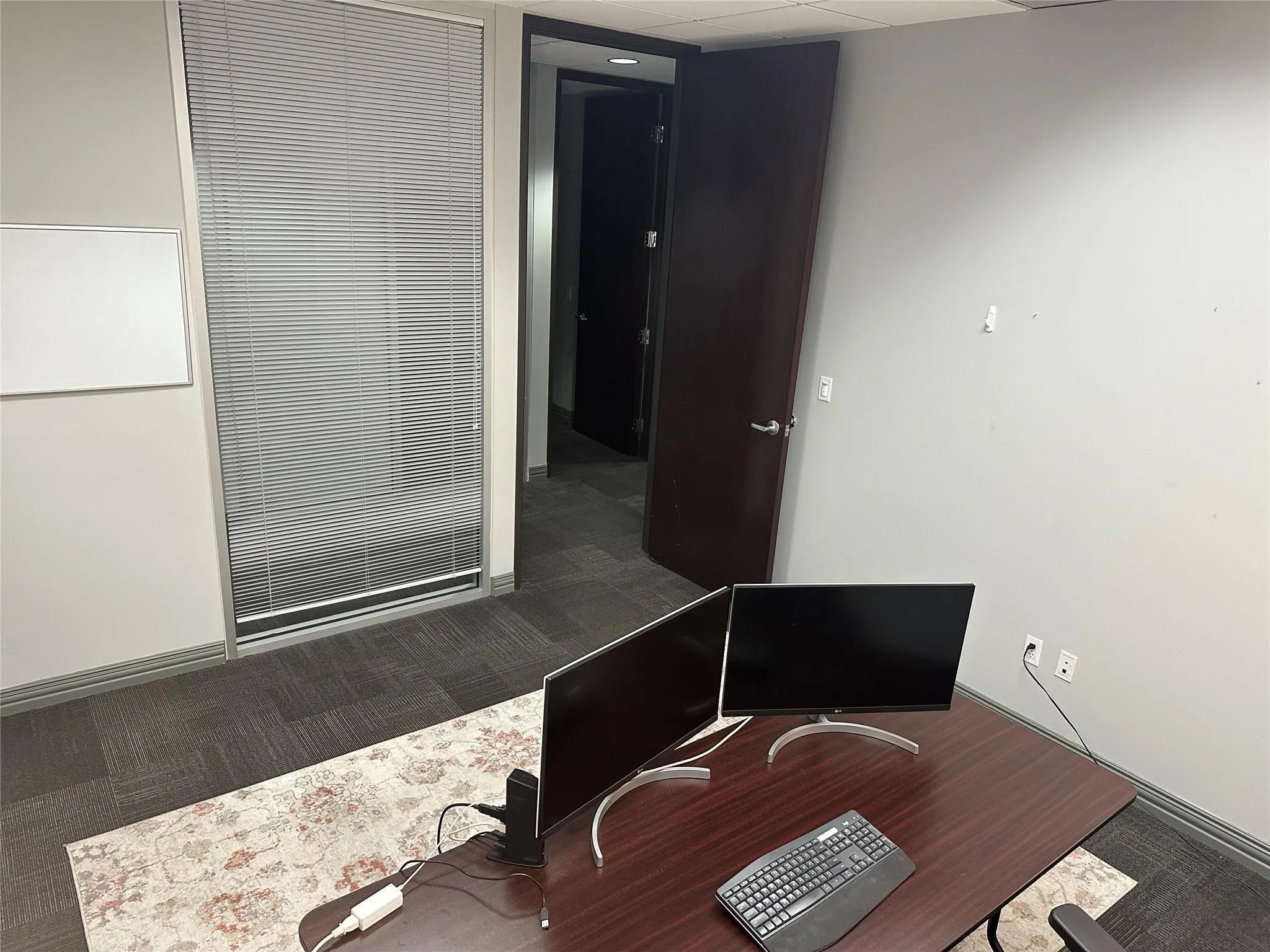Office For Rent in Tarrant County , 6115 Camp Bowie Boulevard, Fort Worth, Texas 76116, 0, 0, Garage spaces, 0 Sqft, built in 1994, mls#21288759, Real Estate Agent in Fort Worth, Homes For Rent in Tarrant county, Homes For Rent in Fort Worth, Realtor in Fort Worth Texas, Real Estate Brokerage Independent Realty Texas, Luminita Cordes Realtor