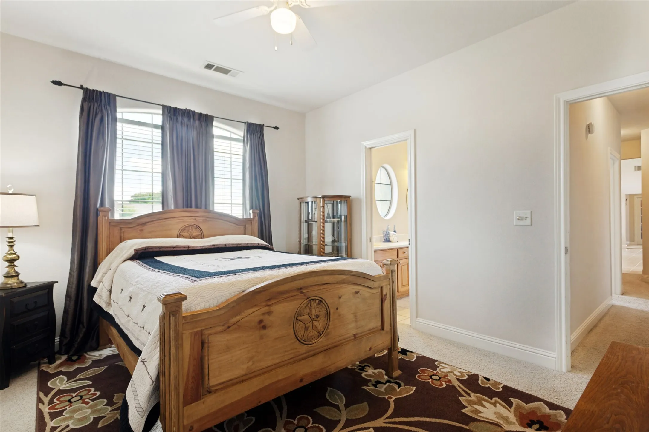 Single Family Residence For Sale in Ellis County , 2640 Skinner Road, Midlothian, Texas 76065, 4 Bedroom, 4 Bathroom, 3 Garage spaces, 2,711 Sqft, built in 2001, mls#21245015, Real Estate Agent in Midlothian, Homes For Sale in Ellis county, Homes For Sale in Midlothian, Realtor in Midlothian Texas, Real Estate Brokerage Independent Realty Texas, Luminita Cordes Realtor