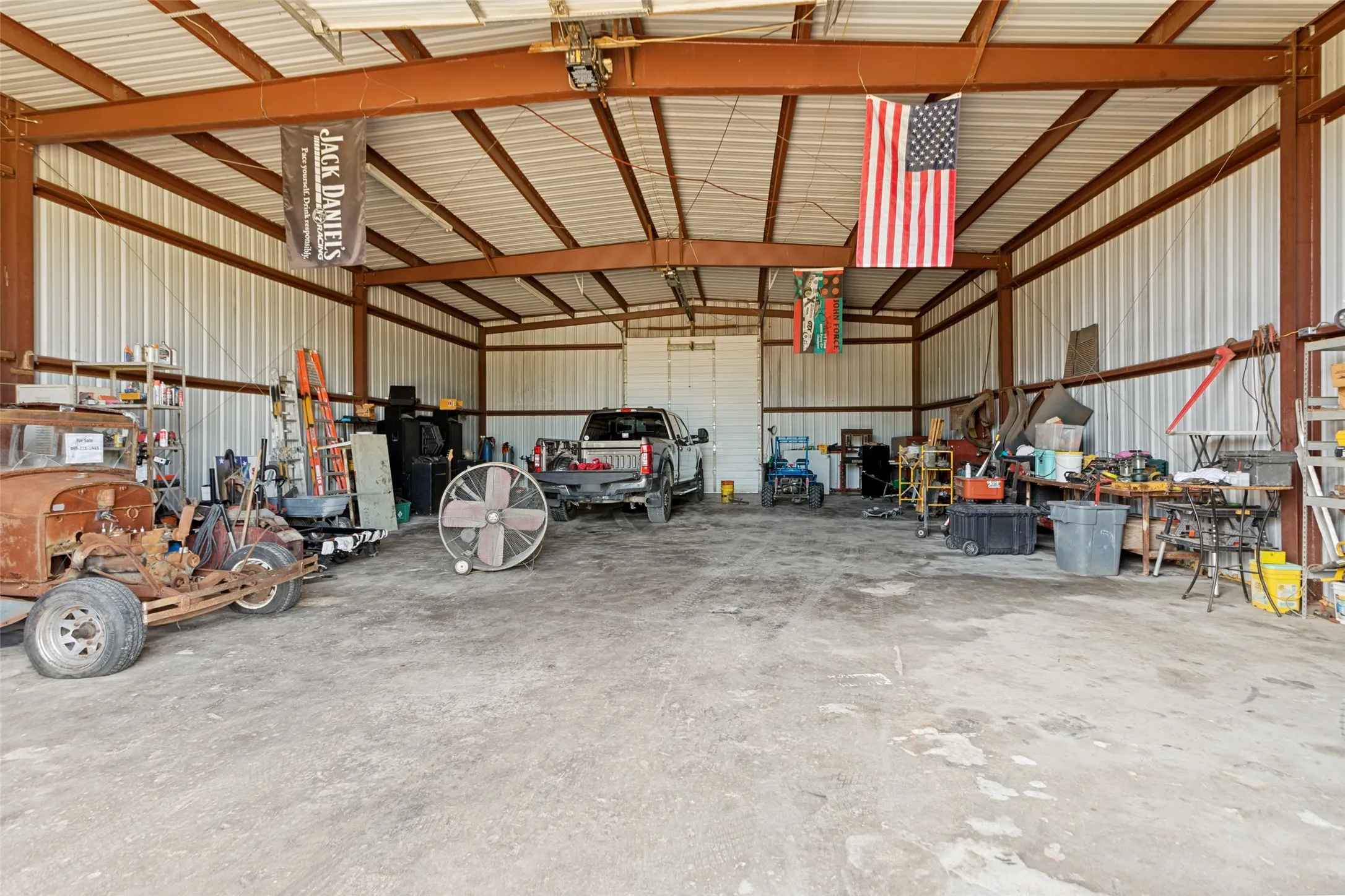 Single Family Residence For Sale in Ellis County , 2640 Skinner Road, Midlothian, Texas 76065, 4 Bedroom, 4 Bathroom, 3 Garage spaces, 2,711 Sqft, built in 2001, mls#21245015, Real Estate Agent in Midlothian, Homes For Sale in Ellis county, Homes For Sale in Midlothian, Realtor in Midlothian Texas, Real Estate Brokerage Independent Realty Texas, Luminita Cordes Realtor