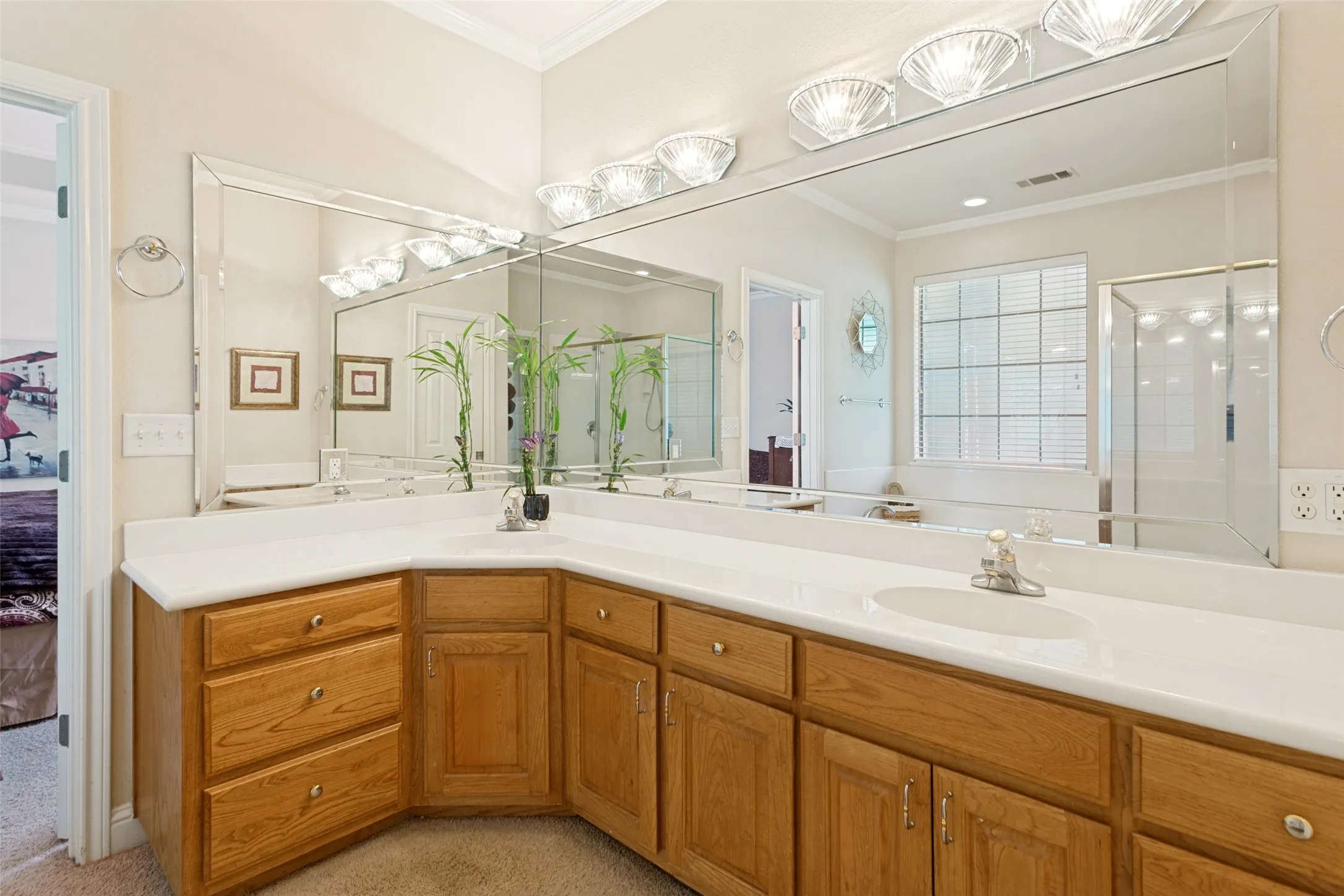 Single Family Residence For Sale in Ellis County , 2640 Skinner Road, Midlothian, Texas 76065, 4 Bedroom, 4 Bathroom, 3 Garage spaces, 2,711 Sqft, built in 2001, mls#21245015, Real Estate Agent in Midlothian, Homes For Sale in Ellis county, Homes For Sale in Midlothian, Realtor in Midlothian Texas, Real Estate Brokerage Independent Realty Texas, Luminita Cordes Realtor