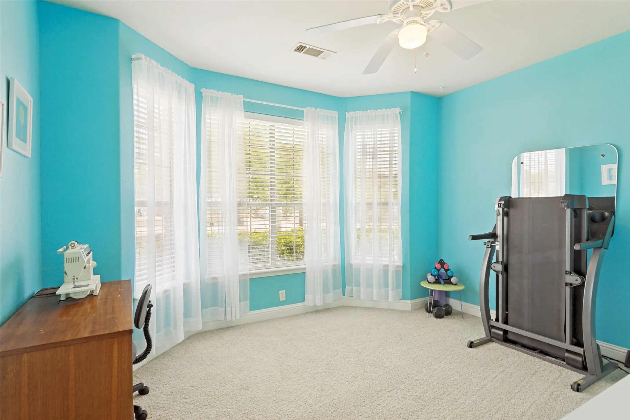 Single Family Residence For Sale in Ellis County , 2640 Skinner Road, Midlothian, Texas 76065, 4 Bedroom, 4 Bathroom, 3 Garage spaces, 2,711 Sqft, built in 2001, mls#21245015, Real Estate Agent in Midlothian, Homes For Sale in Ellis county, Homes For Sale in Midlothian, Realtor in Midlothian Texas, Real Estate Brokerage Independent Realty Texas, Luminita Cordes Realtor