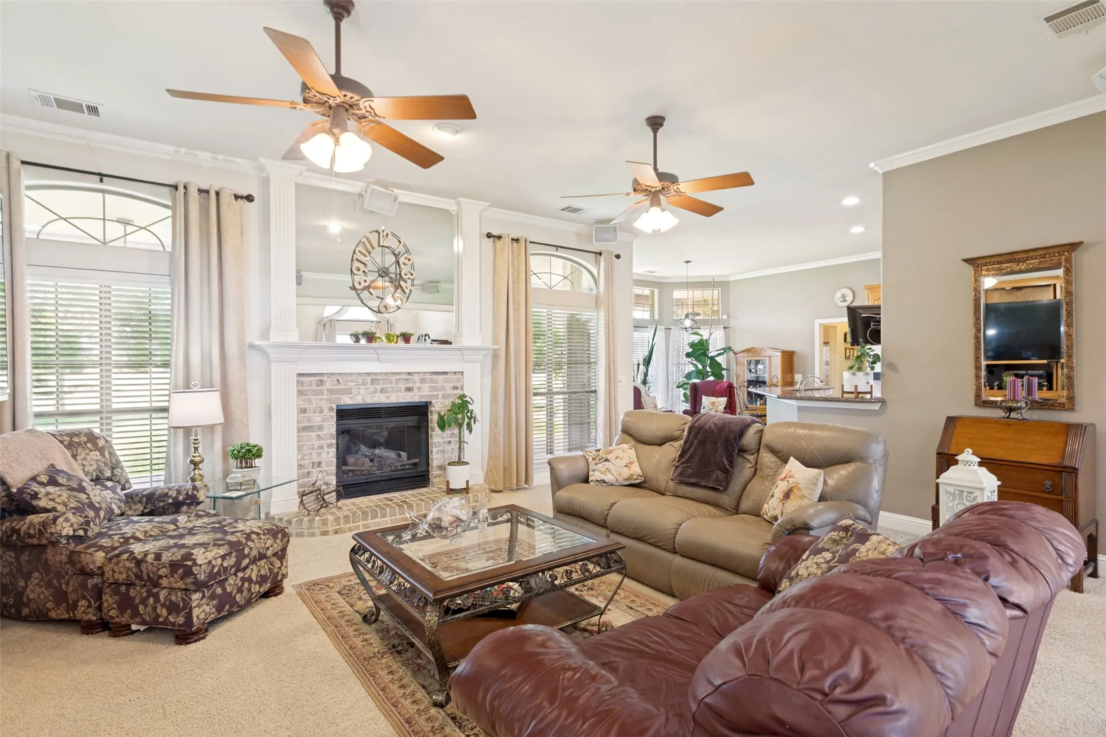 Single Family Residence For Sale in Ellis County , 2640 Skinner Road, Midlothian, Texas 76065, 4 Bedroom, 4 Bathroom, 3 Garage spaces, 2,711 Sqft, built in 2001, mls#21245015, Real Estate Agent in Midlothian, Homes For Sale in Ellis county, Homes For Sale in Midlothian, Realtor in Midlothian Texas, Real Estate Brokerage Independent Realty Texas, Luminita Cordes Realtor
