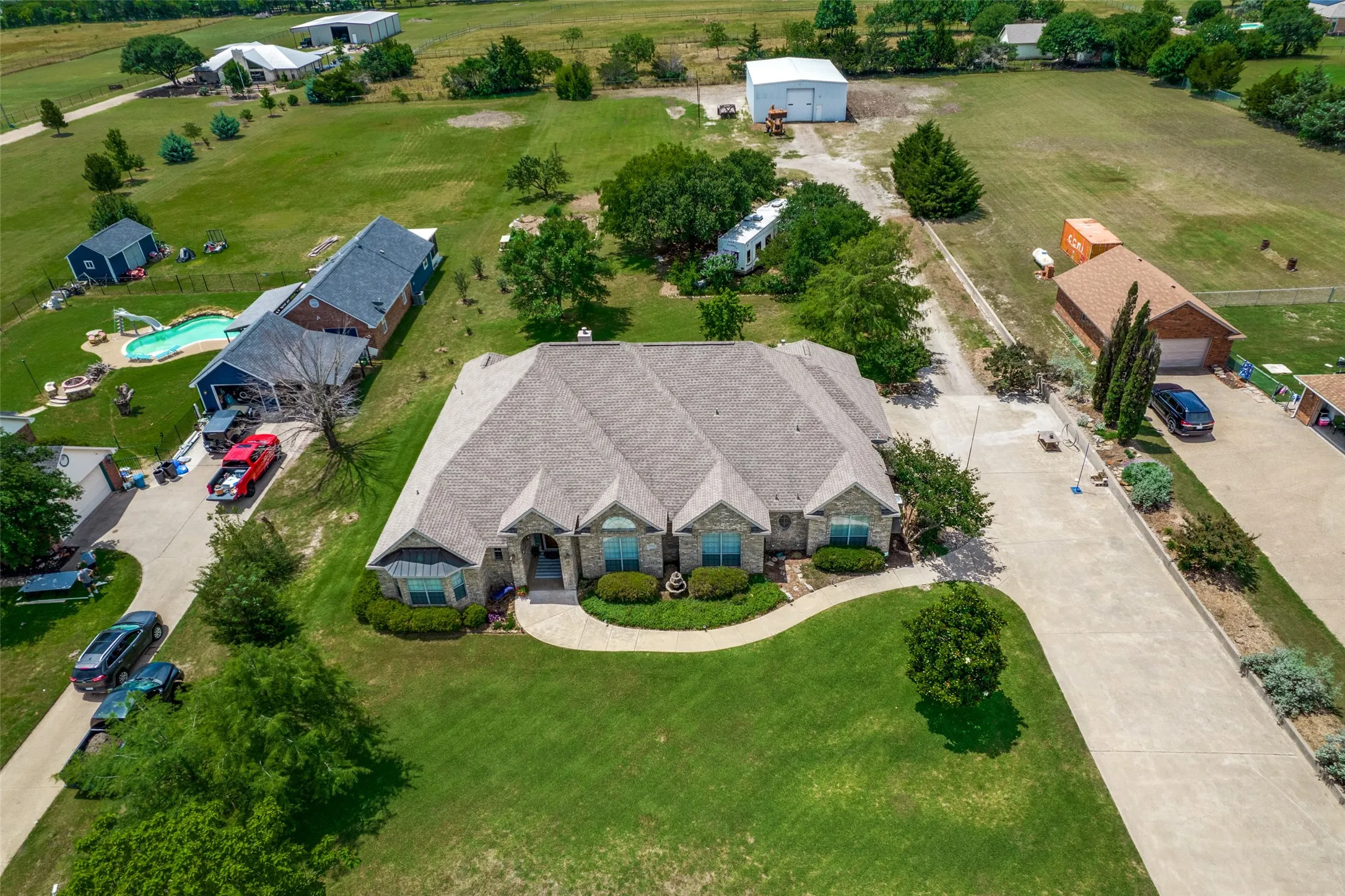 Single Family Residence For Sale in Ellis County , 2640 Skinner Road, Midlothian, Texas 76065, 4 Bedroom, 4 Bathroom, 3 Garage spaces, 2,711 Sqft, built in 2001, mls#21245015, Real Estate Agent in Midlothian, Homes For Sale in Ellis county, Homes For Sale in Midlothian, Realtor in Midlothian Texas, Real Estate Brokerage Independent Realty Texas, Luminita Cordes Realtor