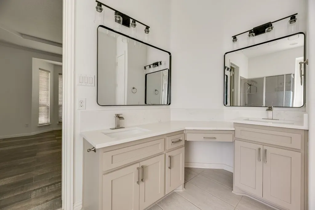 Single Family Residence For Rent in Denton County , 2992 Brianna Drive, Frisco, Texas 75033, 5 Bedrooms, 4 Bathrooms, 2 Garage spaces, 3,580 Sqft, built in 2015, Price $3,850, mls#21288601, Real Estate Agent in Frisco, Homes For Rent in Denton county, Homes For Rent in Frisco, Realtor in Frisco Texas, Real Estate Brokerage Independent Realty Texas, Luminita Cordes Realtor