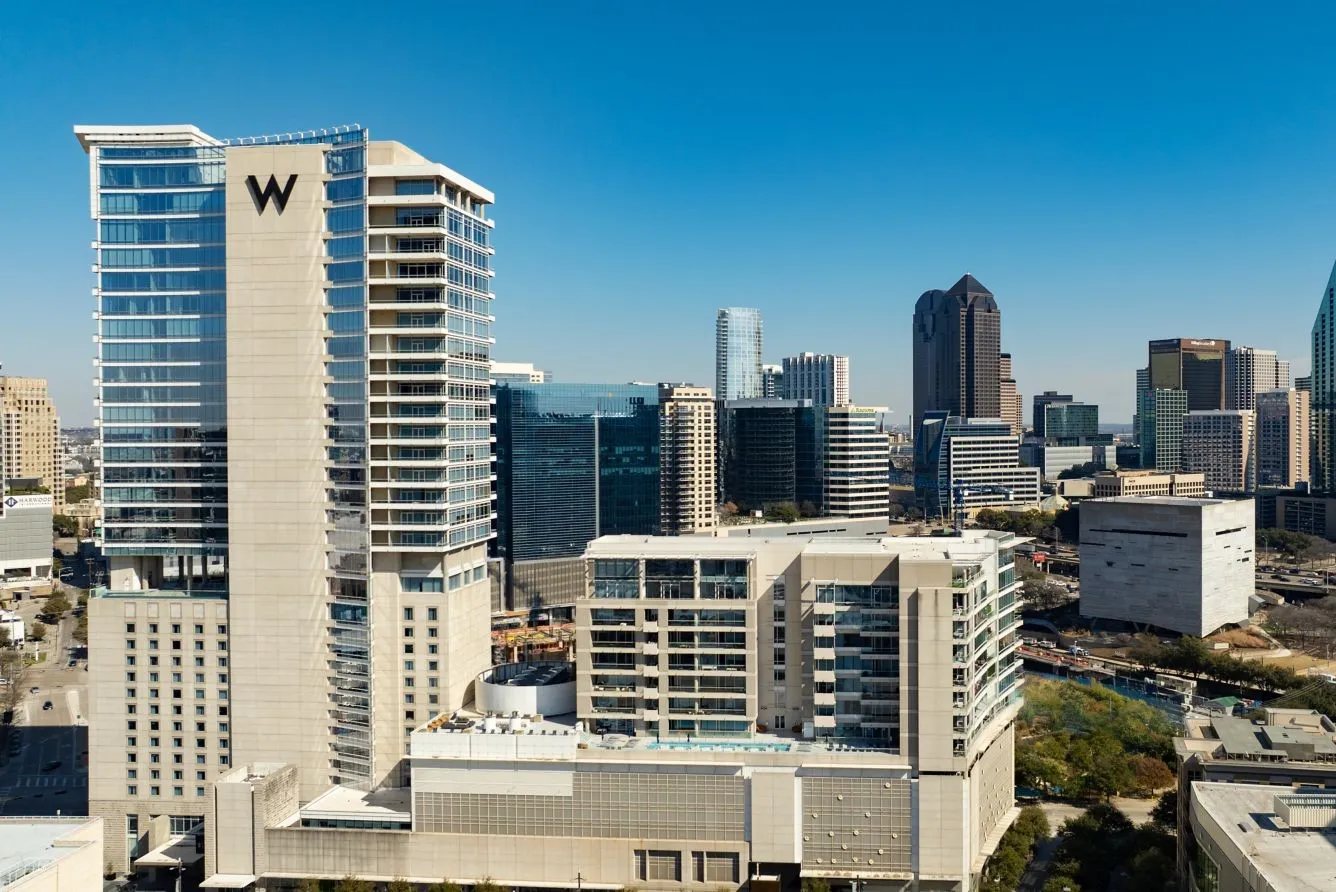 Condominium For Rent in Dallas County , 2408 Victory Park Lane 1035, Dallas, Texas 75219, 2 Bedroom, 2 Bathroom, 2 Garage spaces, 1,883 Sqft, built in 2005, mls#21251811, Real Estate Agent in Dallas, Homes For Rent in Dallas county, Homes For Rent in Dallas, Realtor in Dallas Texas, Real Estate Brokerage Independent Realty Texas, Luminita Cordes Realtor