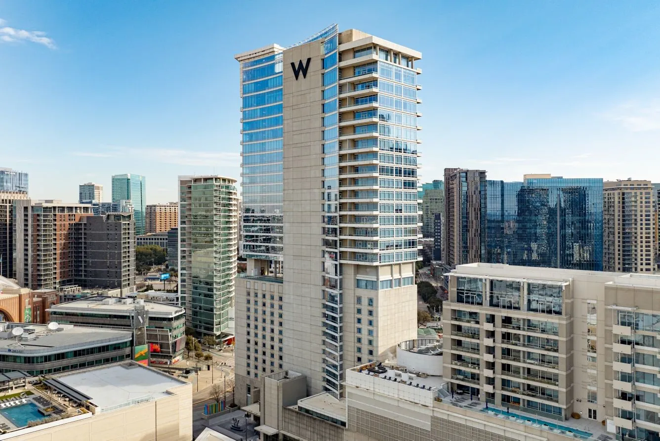 Condominium For Rent in Dallas County , 2408 Victory Park Lane 1035, Dallas, Texas 75219, 2 Bedroom, 2 Bathroom, 2 Garage spaces, 1,883 Sqft, built in 2005, mls#21251811, Real Estate Agent in Dallas, Homes For Rent in Dallas county, Homes For Rent in Dallas, Realtor in Dallas Texas, Real Estate Brokerage Independent Realty Texas, Luminita Cordes Realtor