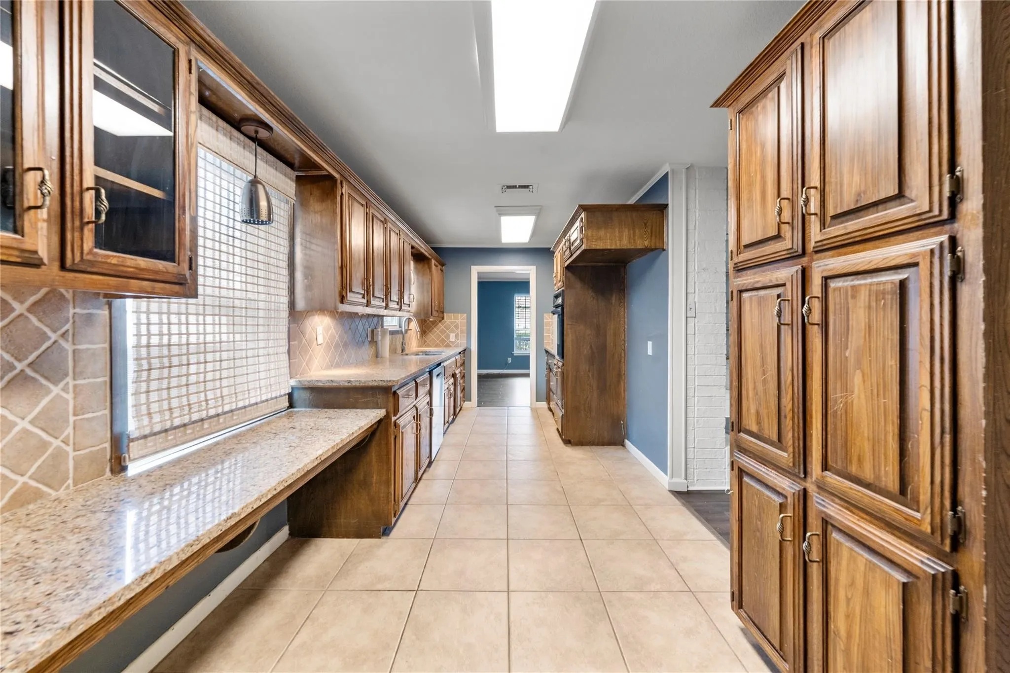 Single Family Residence For Sale in Mc Lennan County , 740 Wedgewood Drive, Woodway, Texas 76712, 3 Bedroom, 2 Bathroom, Garage spaces, 2,176 Sqft, built in 1969, mls#21288847, Real Estate Agent in Woodway, Homes For Sale in Mc Lennan county, Homes For Sale in Woodway, Realtor in Woodway Texas, Real Estate Brokerage Independent Realty Texas, Luminita Cordes Realtor
