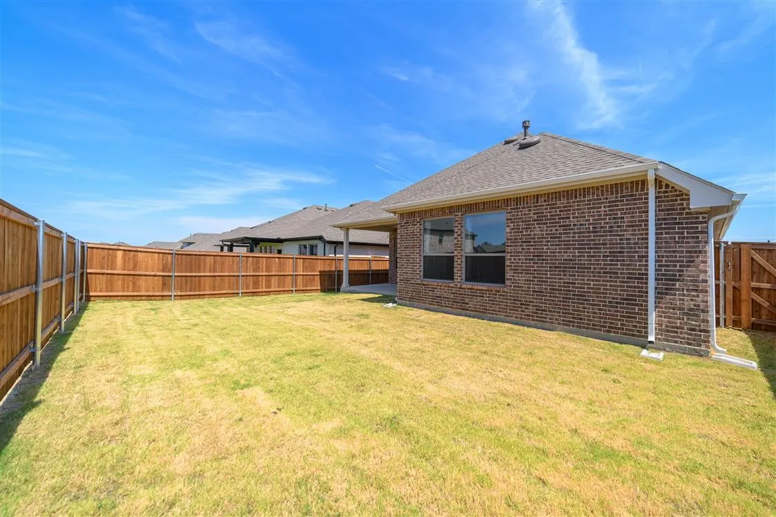 Single Family Residence For Sale in Rockwall County , 4138 Anglers Way, Royse City, Texas 75189, 3 Bedrooms, 2 Bathrooms, 2 Garage spaces, 2,301 Sqft, built in 2021, Price $365,000, mls#21274931, Real Estate Agent in Royse City, Homes For Sale in Rockwall county, Homes For Sale in Royse City, Realtor in Royse City Texas, Real Estate Brokerage Independent Realty Texas, Luminita Cordes Realtor