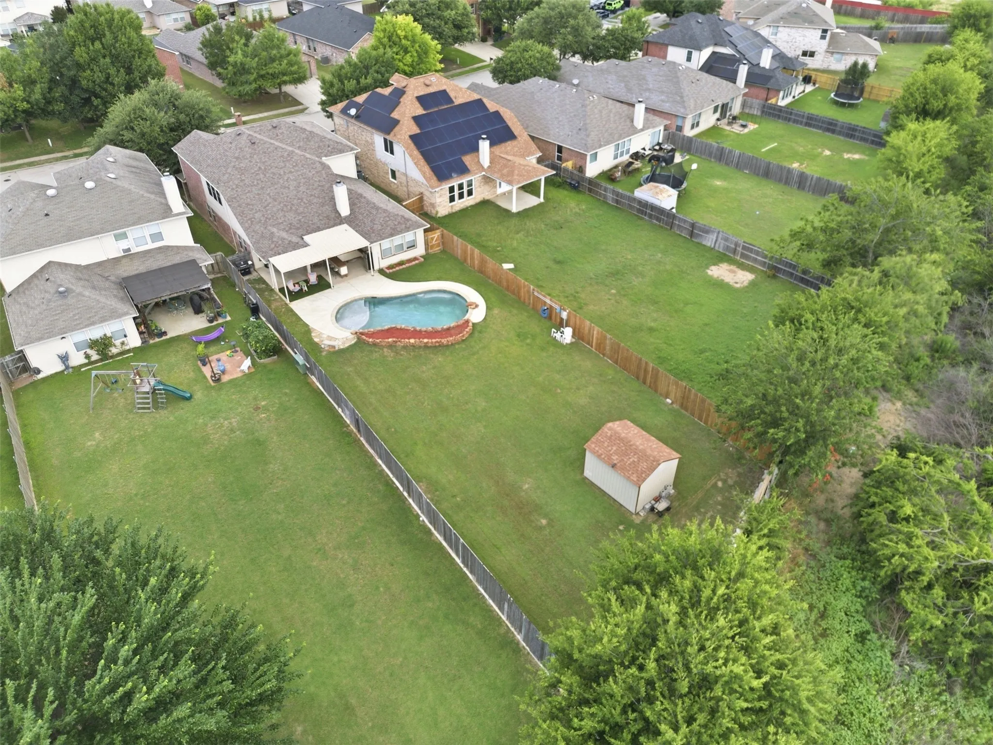 Single Family Residence For Sale in Tarrant County , 12521 Patnoe Drive, Fort Worth, Texas 76028, 5 Bedroom, 3 Bathroom, 2 Garage spaces, 2,844 Sqft, built in 2005, mls#21288894, Real Estate Agent in Fort Worth, Homes For Sale in Tarrant county, Homes For Sale in Fort Worth, Realtor in Fort Worth Texas, Real Estate Brokerage Independent Realty Texas, Luminita Cordes Realtor