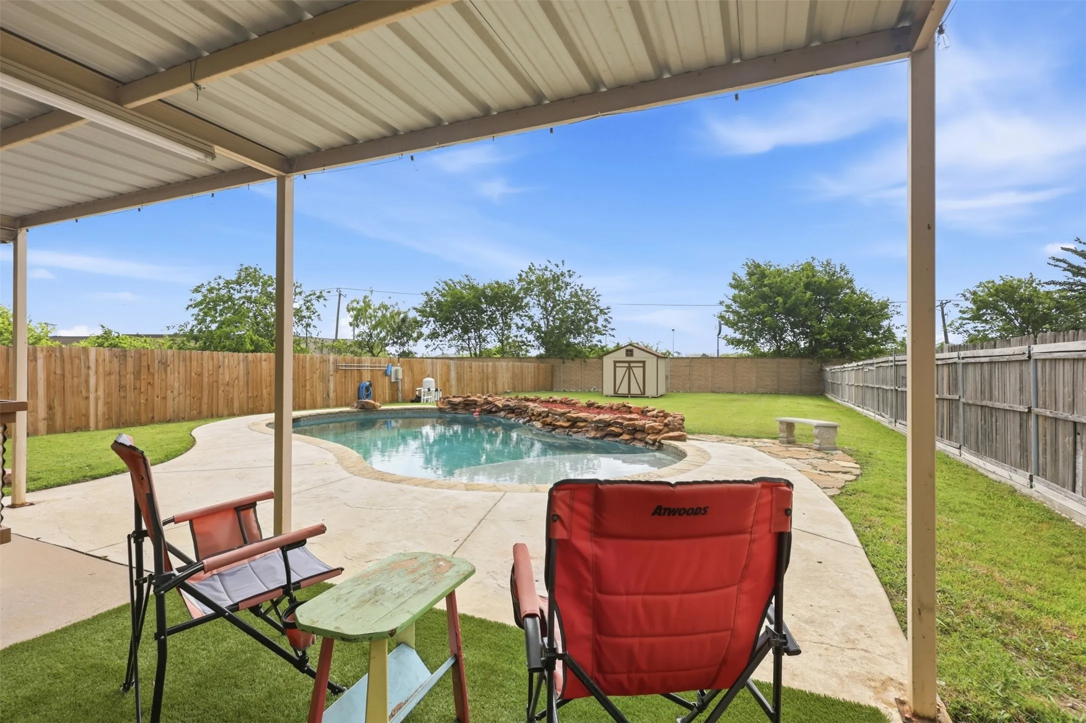 Single Family Residence For Sale in Tarrant County , 12521 Patnoe Drive, Fort Worth, Texas 76028, 5 Bedroom, 3 Bathroom, 2 Garage spaces, 2,844 Sqft, built in 2005, mls#21288894, Real Estate Agent in Fort Worth, Homes For Sale in Tarrant county, Homes For Sale in Fort Worth, Realtor in Fort Worth Texas, Real Estate Brokerage Independent Realty Texas, Luminita Cordes Realtor
