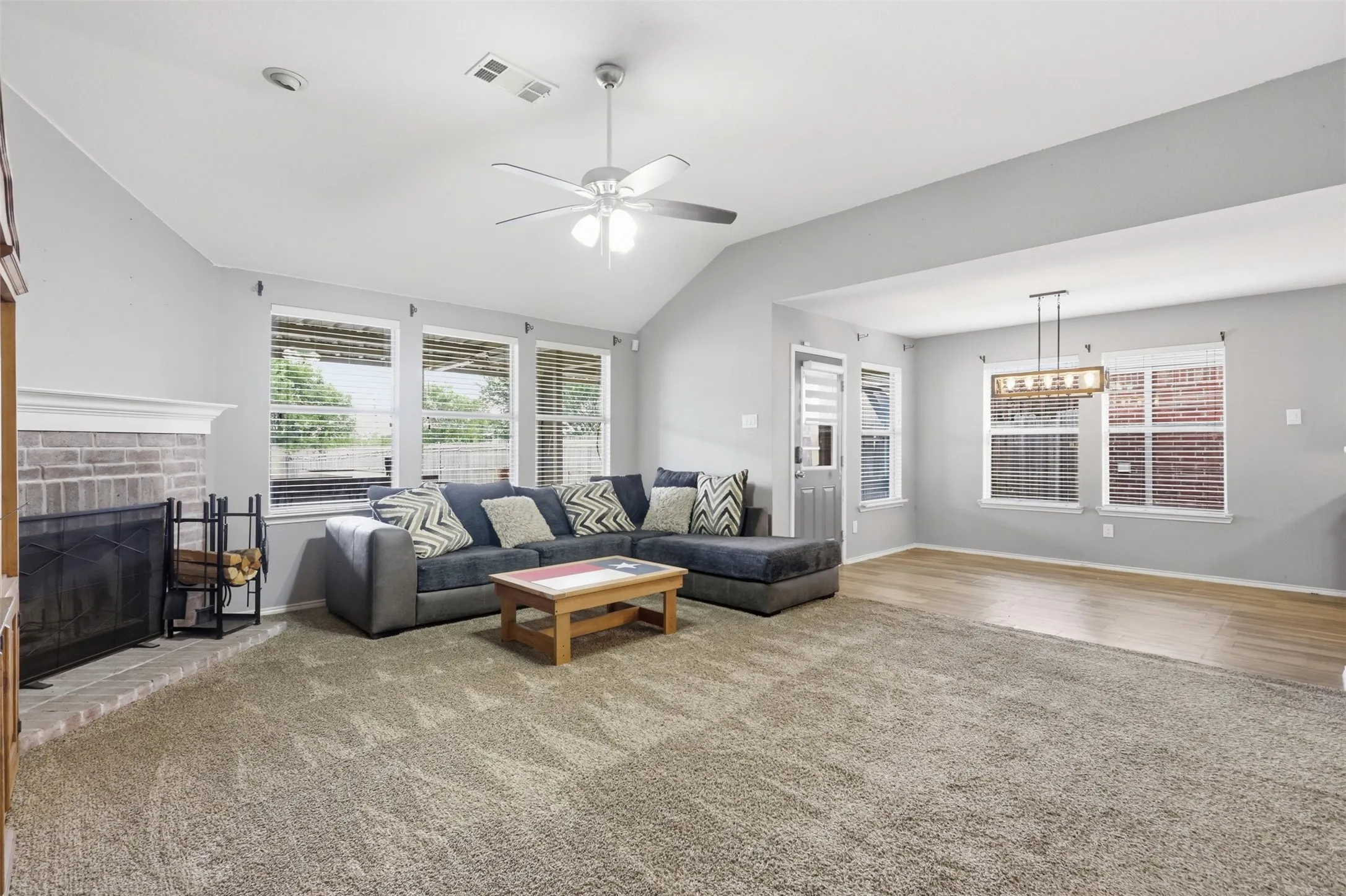 Single Family Residence For Sale in Tarrant County , 12521 Patnoe Drive, Fort Worth, Texas 76028, 5 Bedroom, 3 Bathroom, 2 Garage spaces, 2,844 Sqft, built in 2005, mls#21288894, Real Estate Agent in Fort Worth, Homes For Sale in Tarrant county, Homes For Sale in Fort Worth, Realtor in Fort Worth Texas, Real Estate Brokerage Independent Realty Texas, Luminita Cordes Realtor