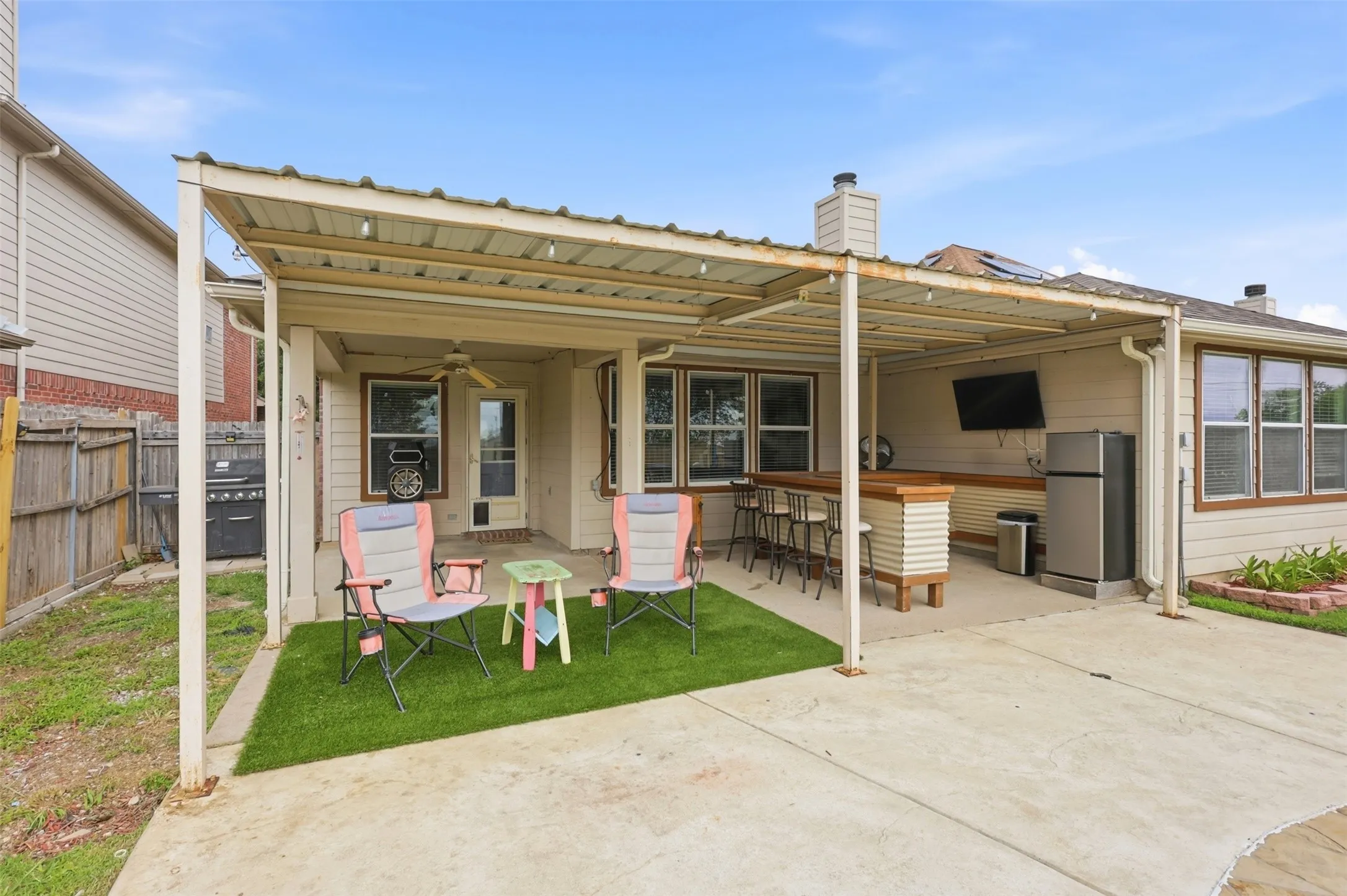 Single Family Residence For Sale in Tarrant County , 12521 Patnoe Drive, Fort Worth, Texas 76028, 5 Bedroom, 3 Bathroom, 2 Garage spaces, 2,844 Sqft, built in 2005, mls#21288894, Real Estate Agent in Fort Worth, Homes For Sale in Tarrant county, Homes For Sale in Fort Worth, Realtor in Fort Worth Texas, Real Estate Brokerage Independent Realty Texas, Luminita Cordes Realtor