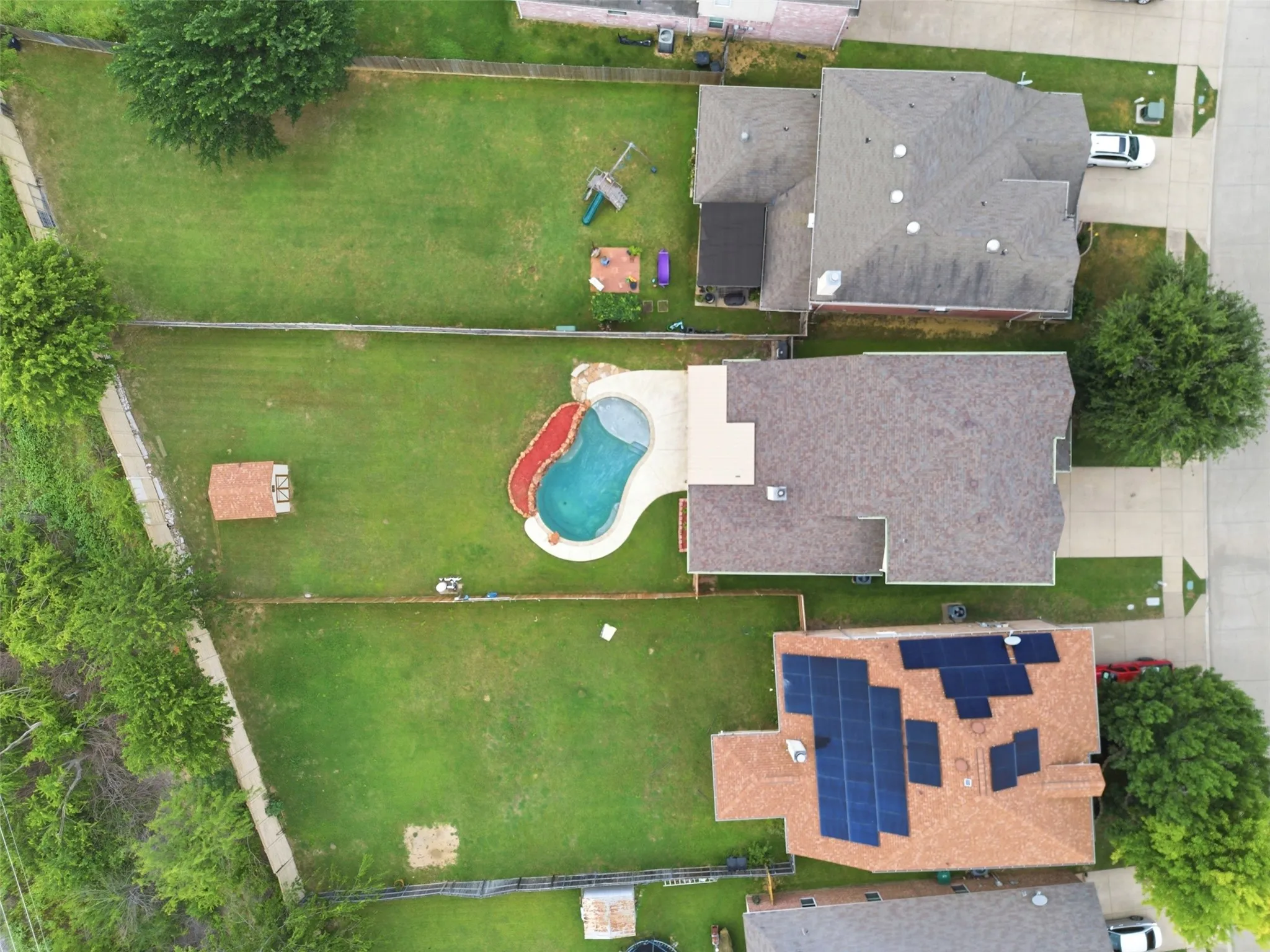 Single Family Residence For Sale in Tarrant County , 12521 Patnoe Drive, Fort Worth, Texas 76028, 5 Bedroom, 3 Bathroom, 2 Garage spaces, 2,844 Sqft, built in 2005, mls#21288894, Real Estate Agent in Fort Worth, Homes For Sale in Tarrant county, Homes For Sale in Fort Worth, Realtor in Fort Worth Texas, Real Estate Brokerage Independent Realty Texas, Luminita Cordes Realtor