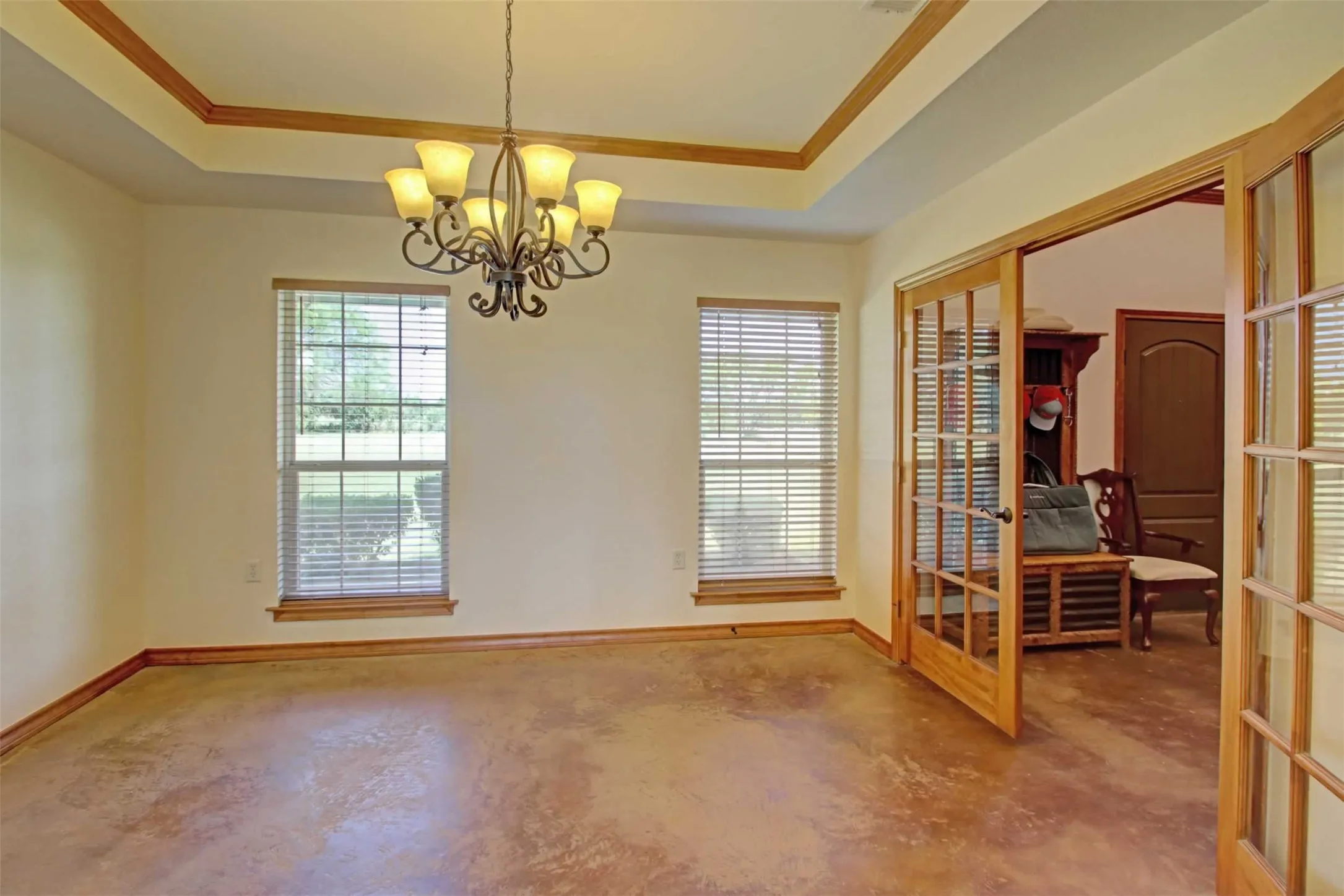 Single Family Residence For Sale in Johnson County , 2800 County Road 314, Cleburne, Texas 76031, 3 Bedroom, 3 Bathroom, 2 Garage spaces, 2,022 Sqft, built in 2004, Price $759,000, mls#21288902, Real Estate Agent in Cleburne, Homes For Sale in Johnson county, Homes For Sale in Cleburne, Realtor in Cleburne Texas, Real Estate Brokerage Independent Realty Texas, Luminita Cordes Realtor