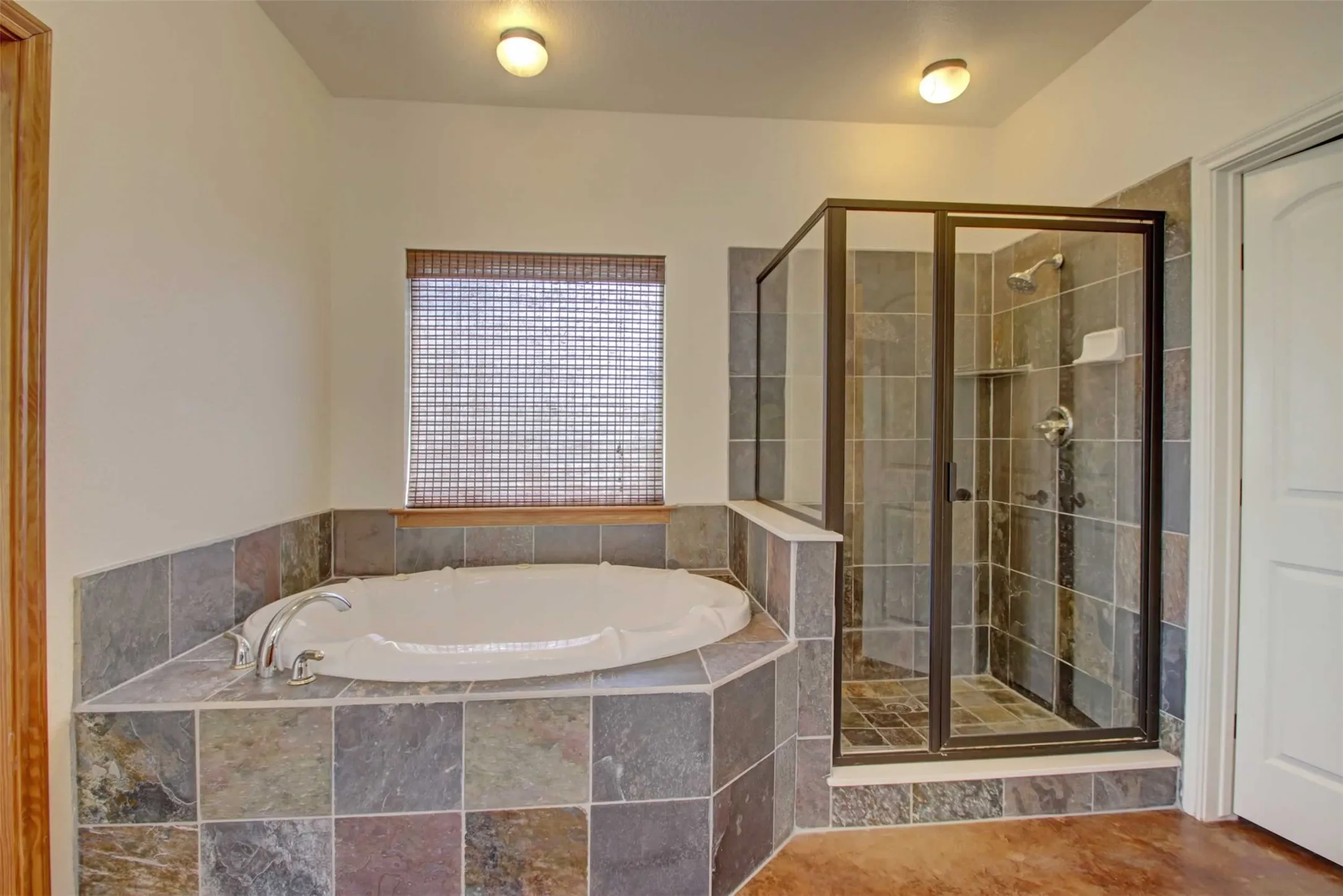 Single Family Residence For Sale in Johnson County , 2800 County Road 314, Cleburne, Texas 76031, 3 Bedroom, 3 Bathroom, 2 Garage spaces, 2,022 Sqft, built in 2004, Price $759,000, mls#21288902, Real Estate Agent in Cleburne, Homes For Sale in Johnson county, Homes For Sale in Cleburne, Realtor in Cleburne Texas, Real Estate Brokerage Independent Realty Texas, Luminita Cordes Realtor