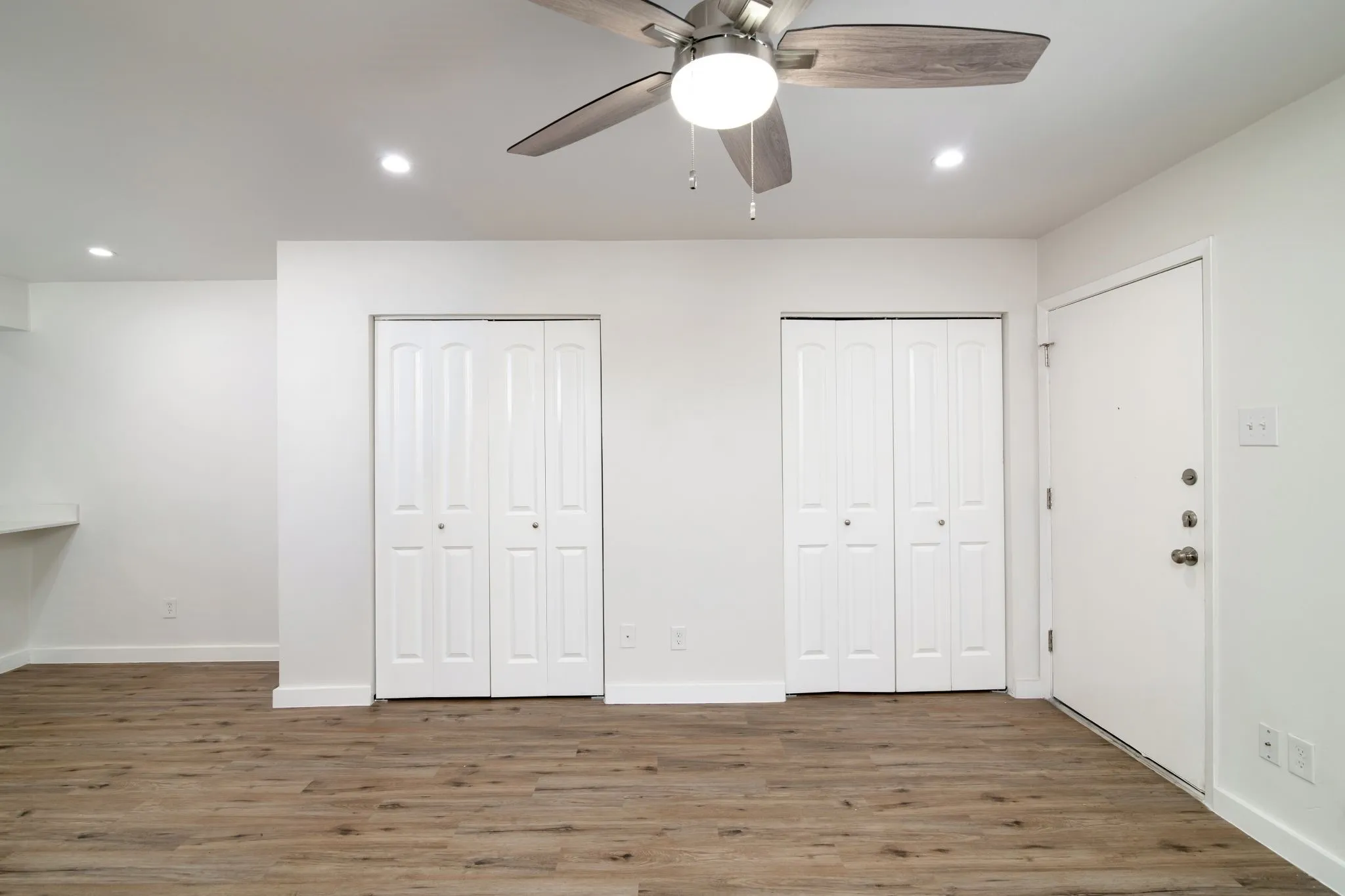 Apartment For Rent in Dallas County , 2722 Throckmorton Street 210, Dallas, Texas 75219, 0, 1 Bathroom, Garage spaces, 420 Sqft, built in 1974, mls#21288926, Real Estate Agent in Dallas, Homes For Rent in Dallas county, Homes For Rent in Dallas, Realtor in Dallas Texas, Real Estate Brokerage Independent Realty Texas, Luminita Cordes Realtor