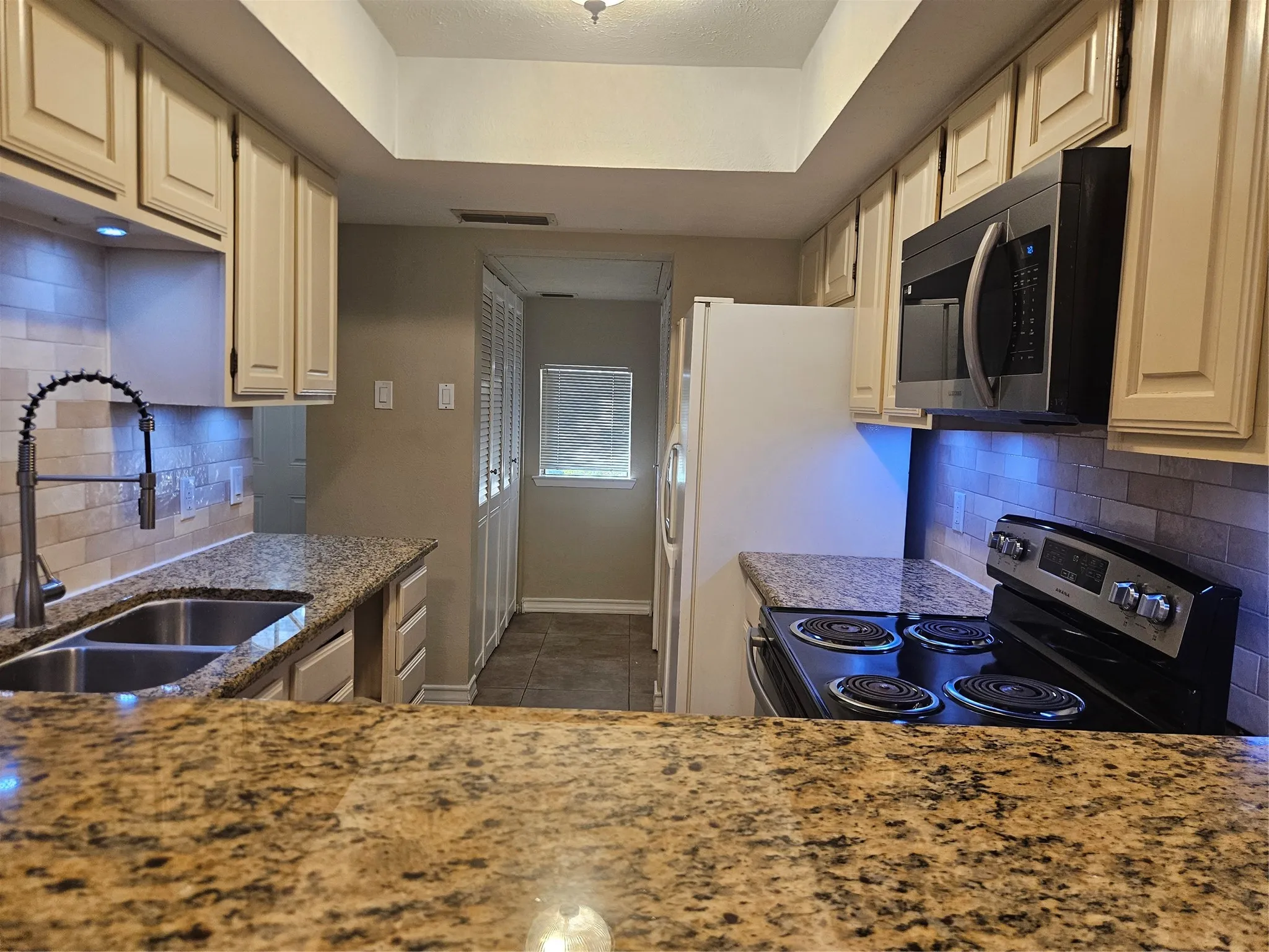 Condominium For Rent in Dallas County , 4535 N O Connor Road 1214, Irving, Texas 75062, 2 Bedroom, 3 Bathroom, Garage spaces, 1,167 Sqft, built in 1975, mls#21288951, Real Estate Agent in Irving, Homes For Rent in Dallas county, Homes For Rent in Irving, Realtor in Irving Texas, Real Estate Brokerage Independent Realty Texas, Luminita Cordes Realtor