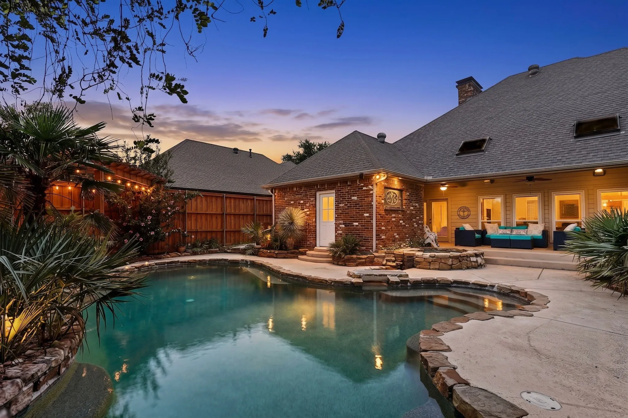 Single Family Residence For Sale in Collin County , 4018 Cobblers Lane, Dallas, Texas 75287, 4 Bedroom, 3 Bathroom, 2 Garage spaces, 3,060 Sqft, built in 1984, mls#21287201, Real Estate Agent in Dallas, Homes For Sale in Collin county, Homes For Sale in Dallas, Realtor in Dallas Texas, Real Estate Brokerage Independent Realty Texas, Luminita Cordes Realtor