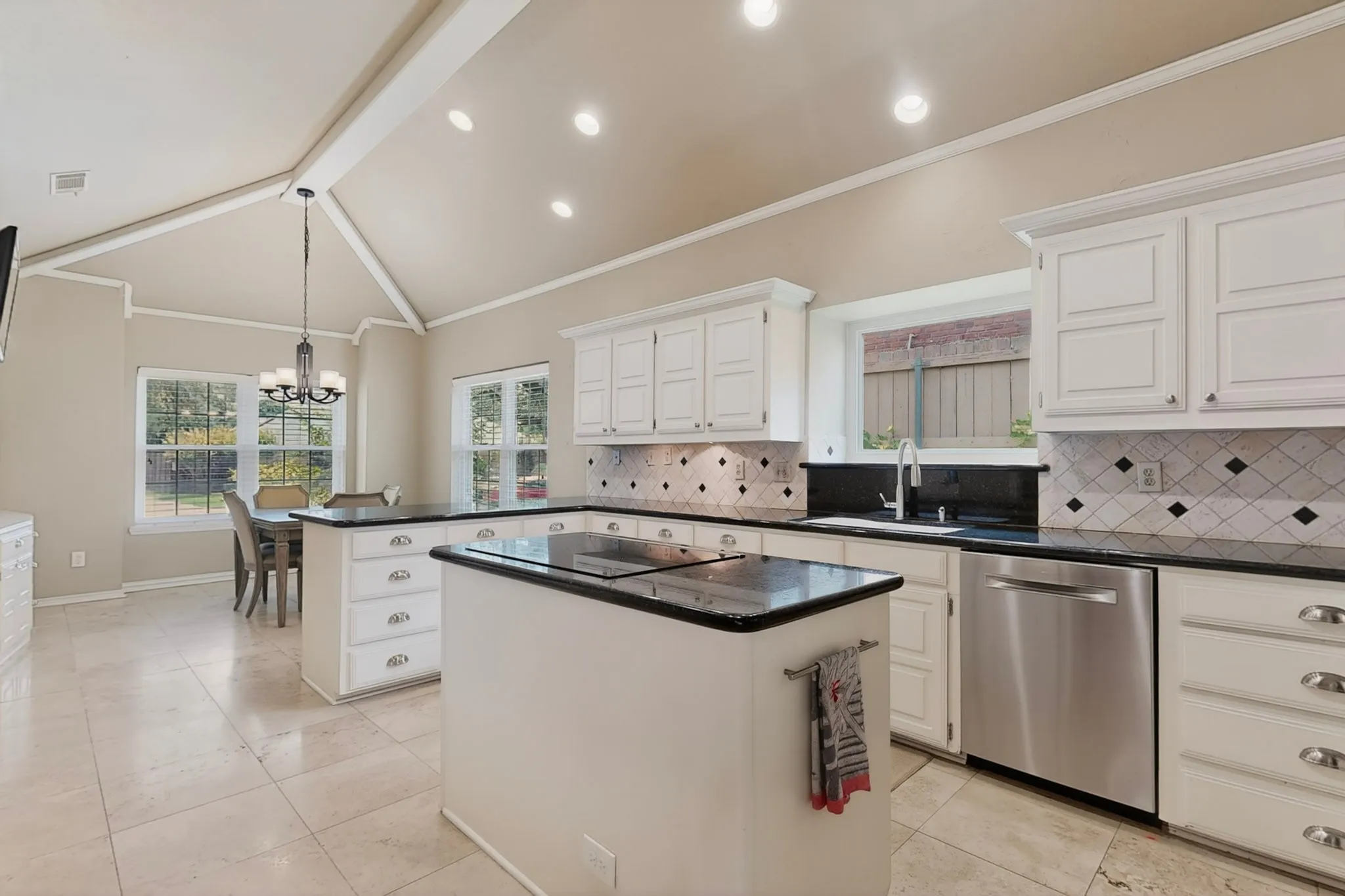 Single Family Residence For Sale in Collin County , 4018 Cobblers Lane, Dallas, Texas 75287, 4 Bedroom, 3 Bathroom, 2 Garage spaces, 3,060 Sqft, built in 1984, mls#21287201, Real Estate Agent in Dallas, Homes For Sale in Collin county, Homes For Sale in Dallas, Realtor in Dallas Texas, Real Estate Brokerage Independent Realty Texas, Luminita Cordes Realtor
