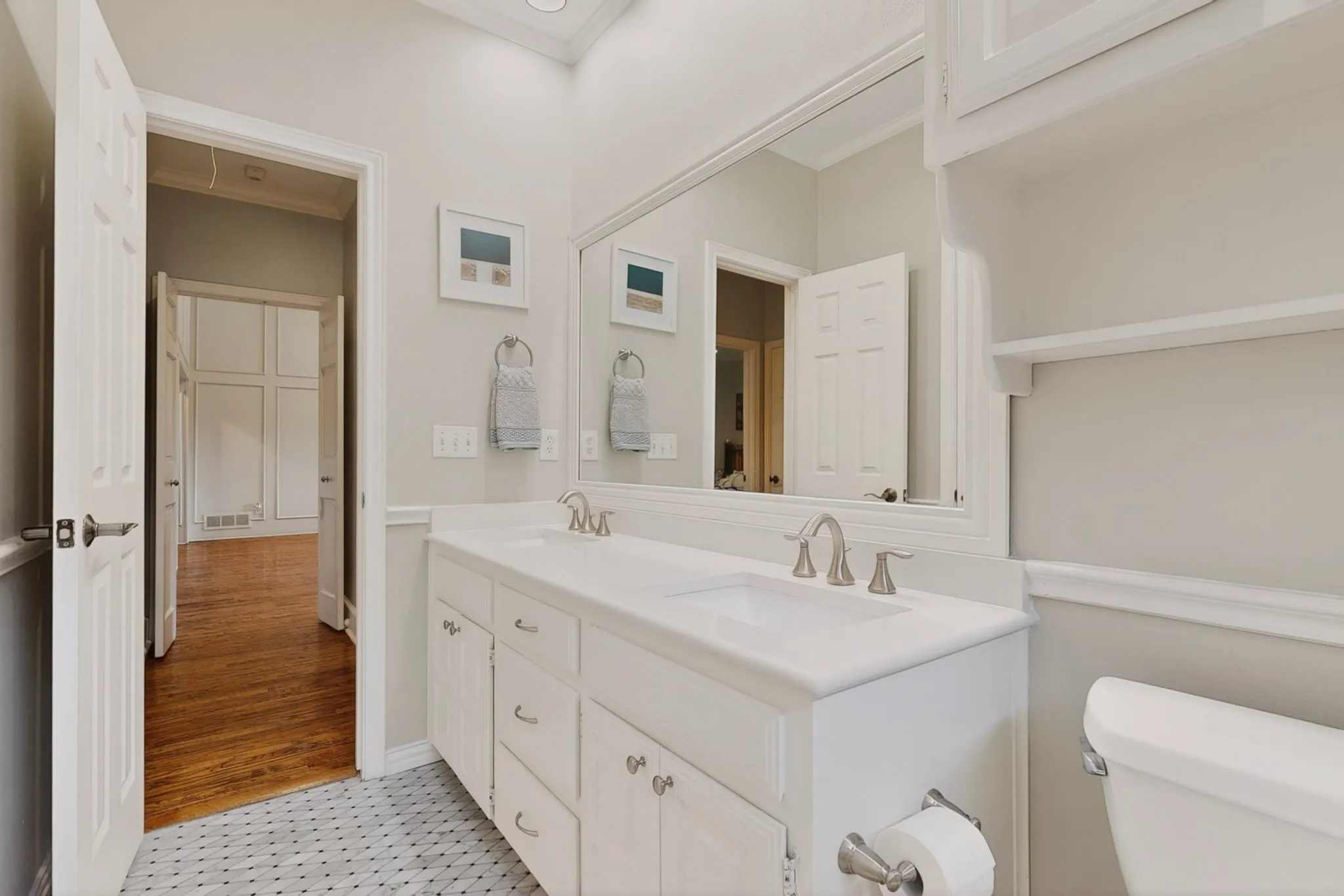 Single Family Residence For Sale in Collin County , 4018 Cobblers Lane, Dallas, Texas 75287, 4 Bedroom, 3 Bathroom, 2 Garage spaces, 3,060 Sqft, built in 1984, mls#21287201, Real Estate Agent in Dallas, Homes For Sale in Collin county, Homes For Sale in Dallas, Realtor in Dallas Texas, Real Estate Brokerage Independent Realty Texas, Luminita Cordes Realtor