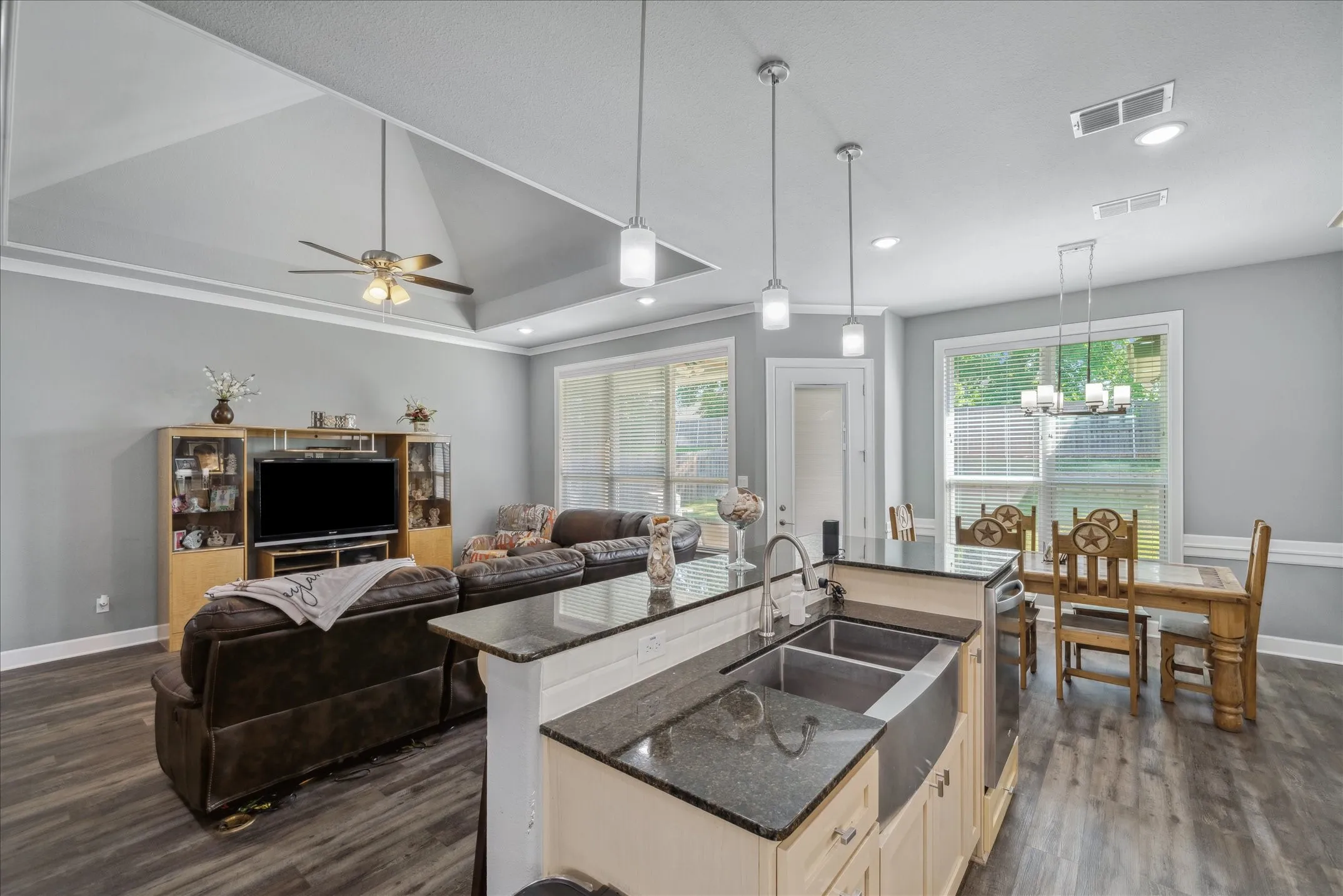 Single Family Residence For Sale in Smith County , 2231 RANA Park, Flint, Texas 75762, 3 Bedrooms, 2 Bathrooms, 2 Garage spaces, 2,164 Sqft, built in 2020, Price $339,000, mls#21288970, Real Estate Agent in Flint, Homes For Sale in Smith county, Homes For Sale in Flint, Realtor in Flint Texas, Real Estate Brokerage Independent Realty Texas, Luminita Cordes Realtor