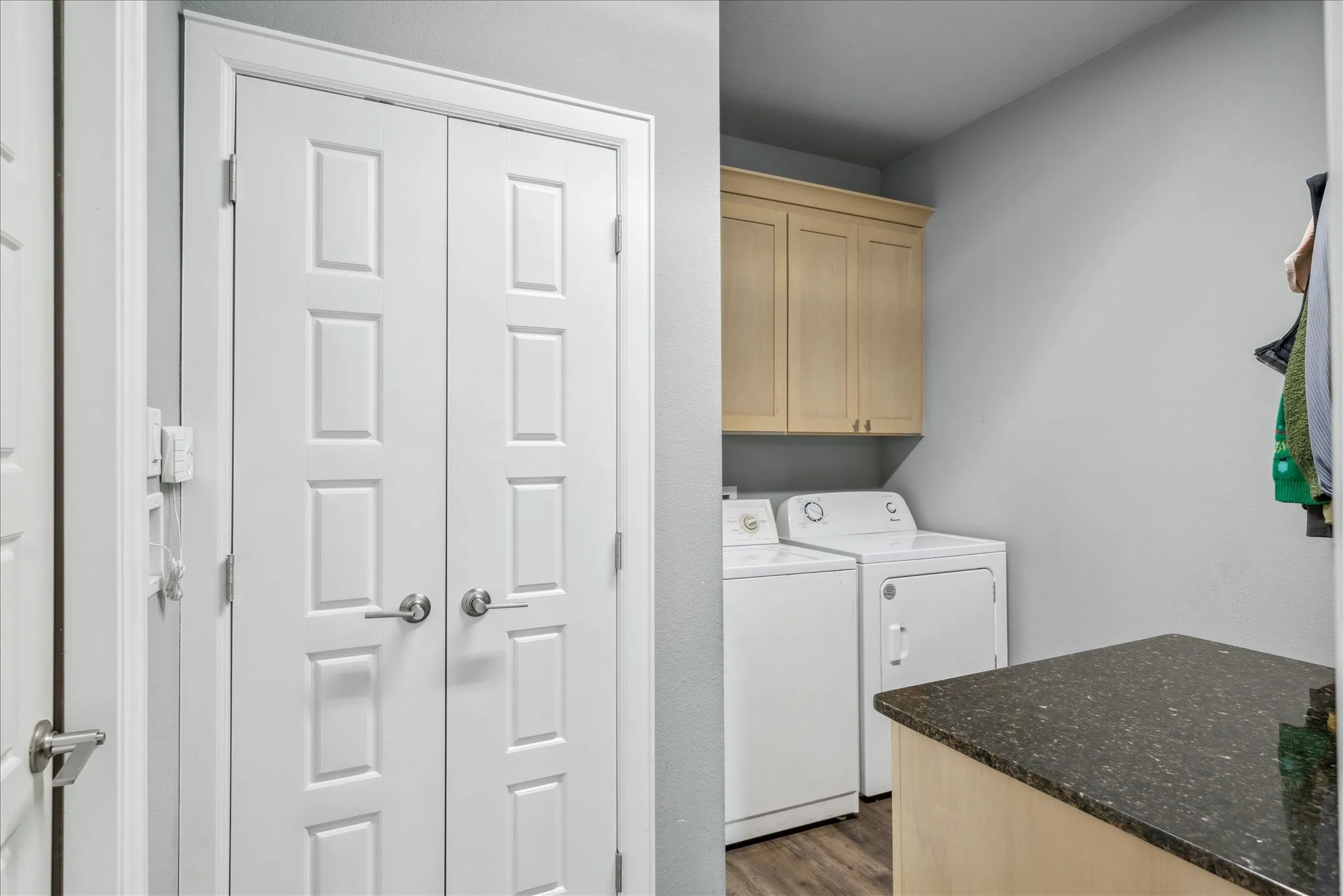 Single Family Residence For Sale in Smith County , 2231 RANA Park, Flint, Texas 75762, 3 Bedrooms, 2 Bathrooms, 2 Garage spaces, 2,164 Sqft, built in 2020, Price $339,000, mls#21288970, Real Estate Agent in Flint, Homes For Sale in Smith county, Homes For Sale in Flint, Realtor in Flint Texas, Real Estate Brokerage Independent Realty Texas, Luminita Cordes Realtor