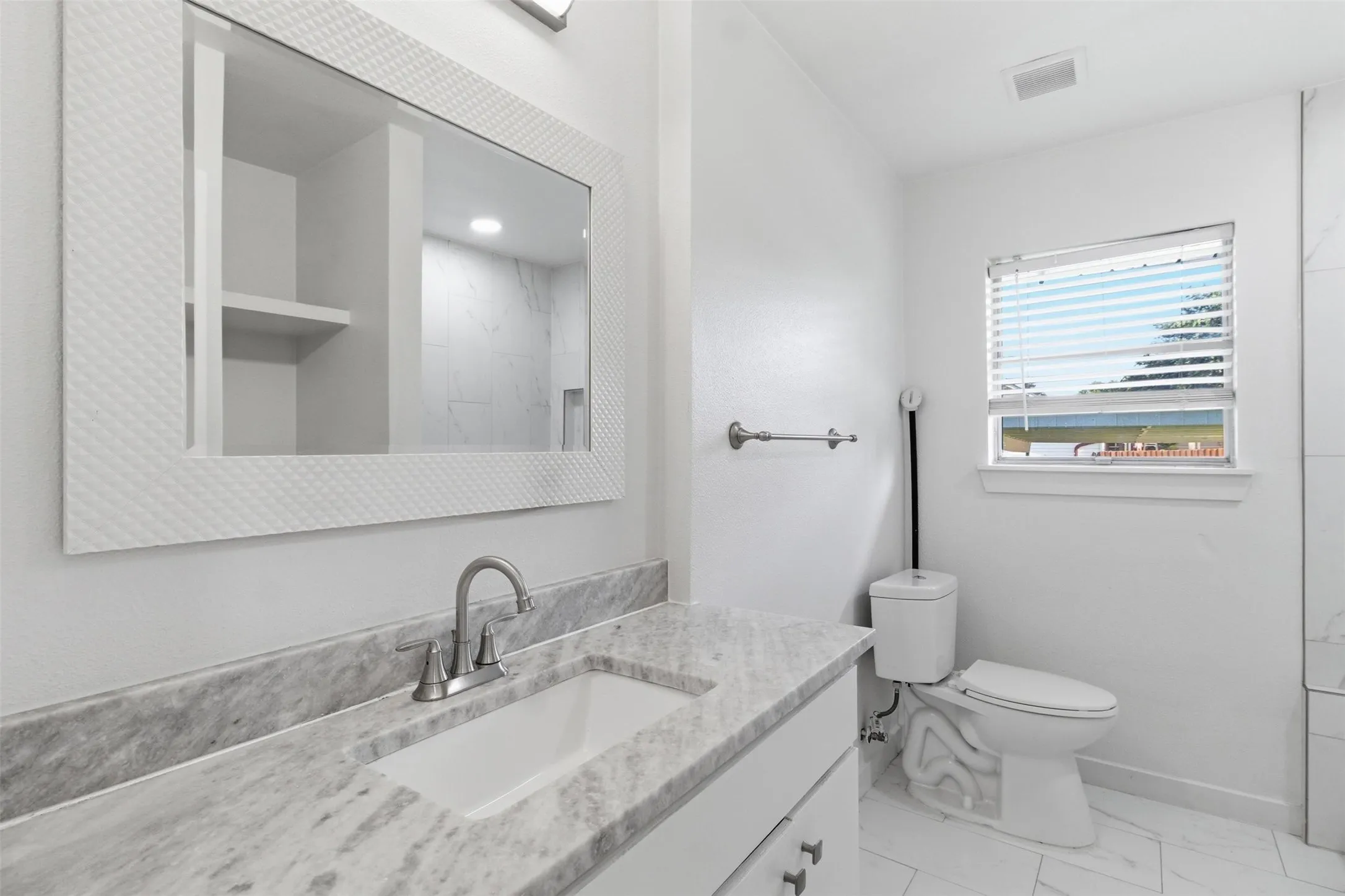 Single Family Residence For Sale in Dallas County , 2942 Townsend Drive, Dallas, Texas 75229, 4 Bedroom, 3 Bathroom, Garage spaces, 1,923 Sqft, built in 1959, mls#21280613, Real Estate Agent in Dallas, Homes For Sale in Dallas county, Homes For Sale in Dallas, Realtor in Dallas Texas, Real Estate Brokerage Independent Realty Texas, Luminita Cordes Realtor