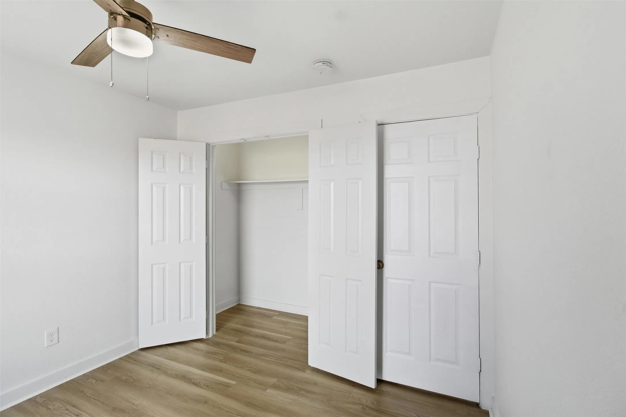 Single Family Residence For Sale in Dallas County , 2942 Townsend Drive, Dallas, Texas 75229, 4 Bedroom, 3 Bathroom, Garage spaces, 1,923 Sqft, built in 1959, mls#21280613, Real Estate Agent in Dallas, Homes For Sale in Dallas county, Homes For Sale in Dallas, Realtor in Dallas Texas, Real Estate Brokerage Independent Realty Texas, Luminita Cordes Realtor
