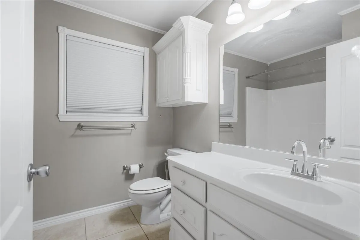 Single Family Residence For Sale in Smith County , 809 Jack Drive, Lindale, Texas 75771, 3 Bedroom, 2 Bathroom, 2 Garage spaces, 1,861 Sqft, built in 2007, mls#21286849, Real Estate Agent in Lindale, Homes For Sale in Smith county, Homes For Sale in Lindale, Realtor in Lindale Texas, Real Estate Brokerage Independent Realty Texas, Luminita Cordes Realtor