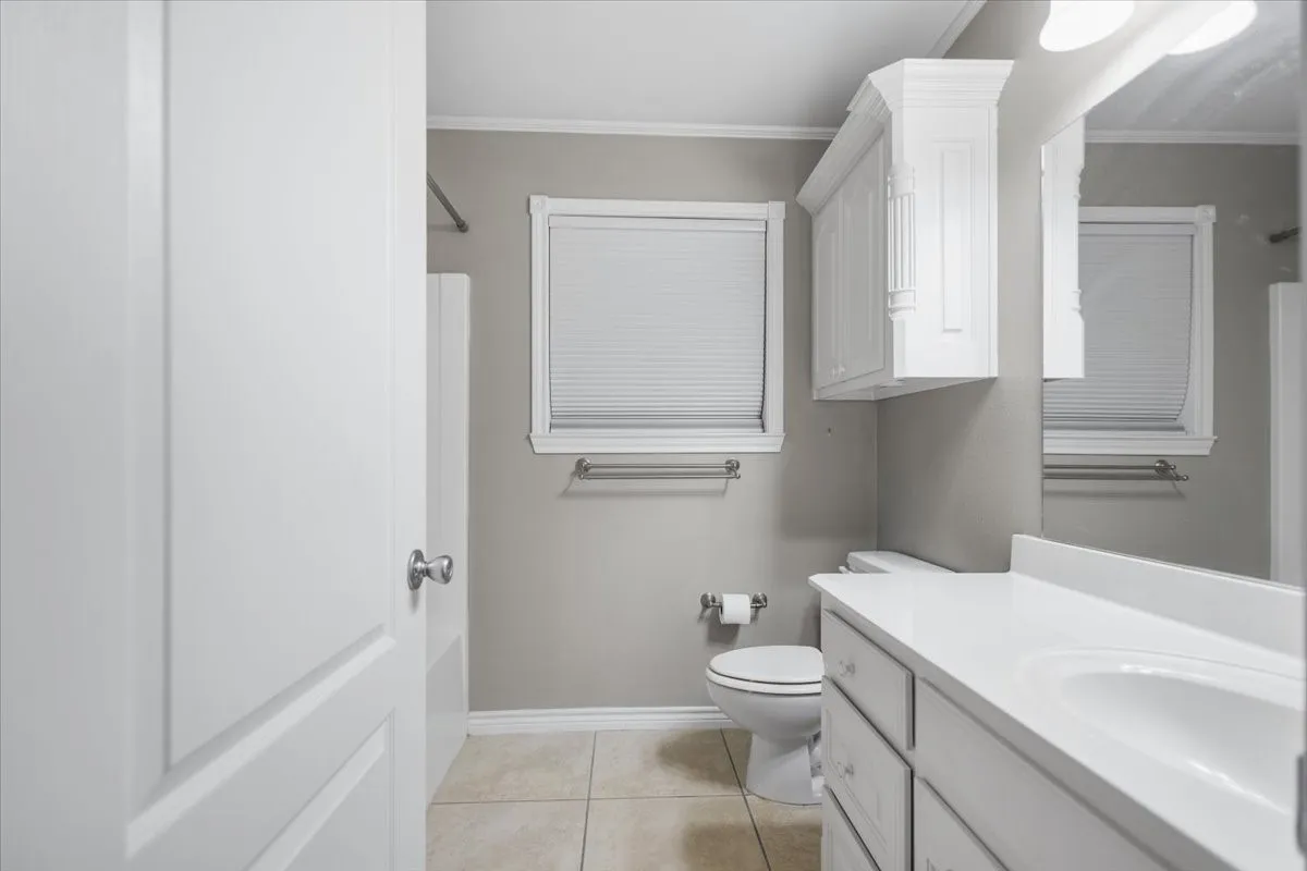 Single Family Residence For Sale in Smith County , 809 Jack Drive, Lindale, Texas 75771, 3 Bedroom, 2 Bathroom, 2 Garage spaces, 1,861 Sqft, built in 2007, mls#21286849, Real Estate Agent in Lindale, Homes For Sale in Smith county, Homes For Sale in Lindale, Realtor in Lindale Texas, Real Estate Brokerage Independent Realty Texas, Luminita Cordes Realtor