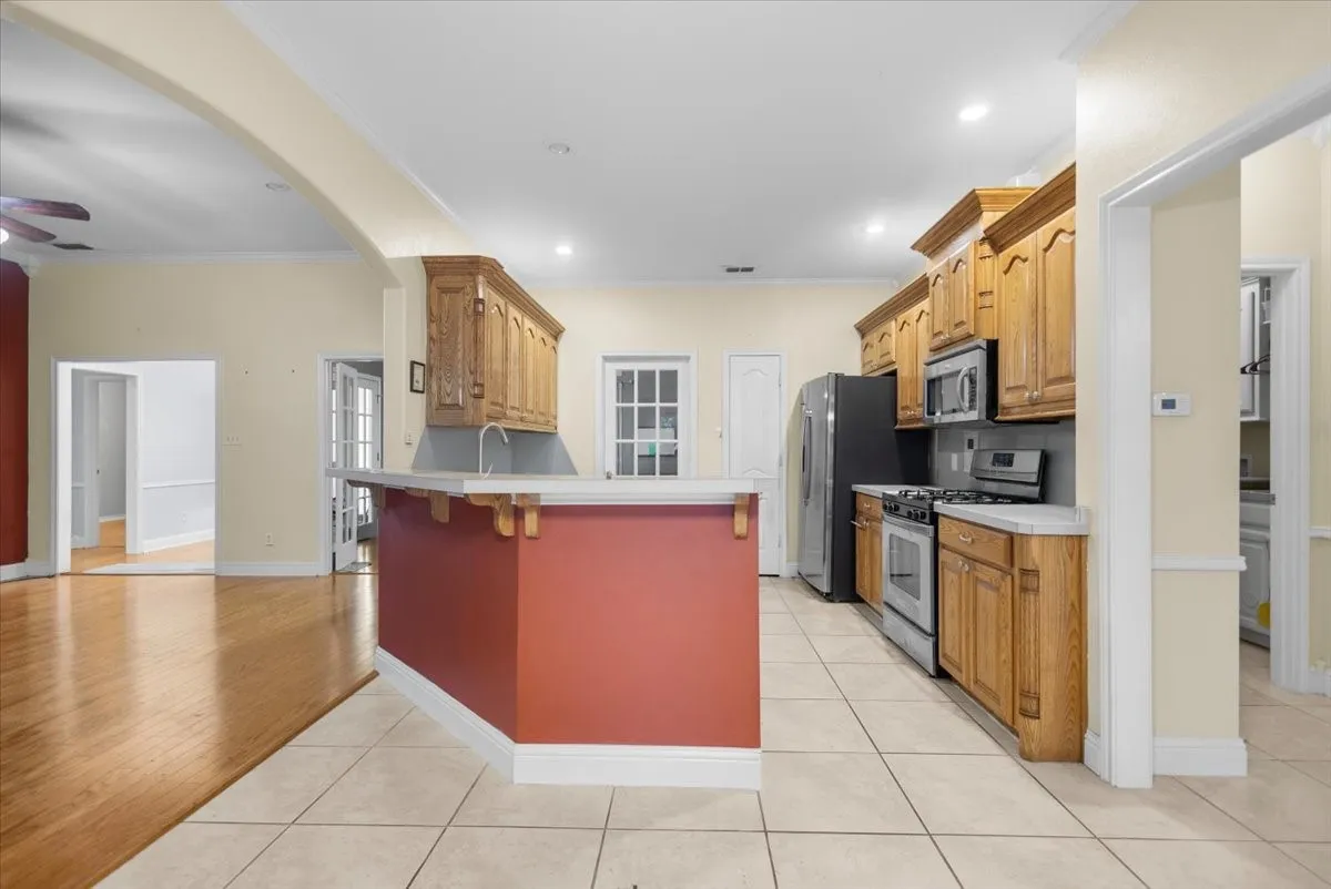 Single Family Residence For Sale in Smith County , 809 Jack Drive, Lindale, Texas 75771, 3 Bedroom, 2 Bathroom, 2 Garage spaces, 1,861 Sqft, built in 2007, mls#21286849, Real Estate Agent in Lindale, Homes For Sale in Smith county, Homes For Sale in Lindale, Realtor in Lindale Texas, Real Estate Brokerage Independent Realty Texas, Luminita Cordes Realtor