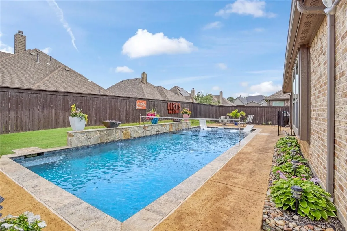 Single Family Residence For Sale in Grayson County , 3656 Rosewood, Denison, Texas 75020, 4 Bedroom, 4 Bathroom, 2 Garage spaces, 2,582 Sqft, built in 2017, mls#21276716, Real Estate Agent in Denison, Homes For Sale in Grayson county, Homes For Sale in Denison, Realtor in Denison Texas, Real Estate Brokerage Independent Realty Texas, Luminita Cordes Realtor