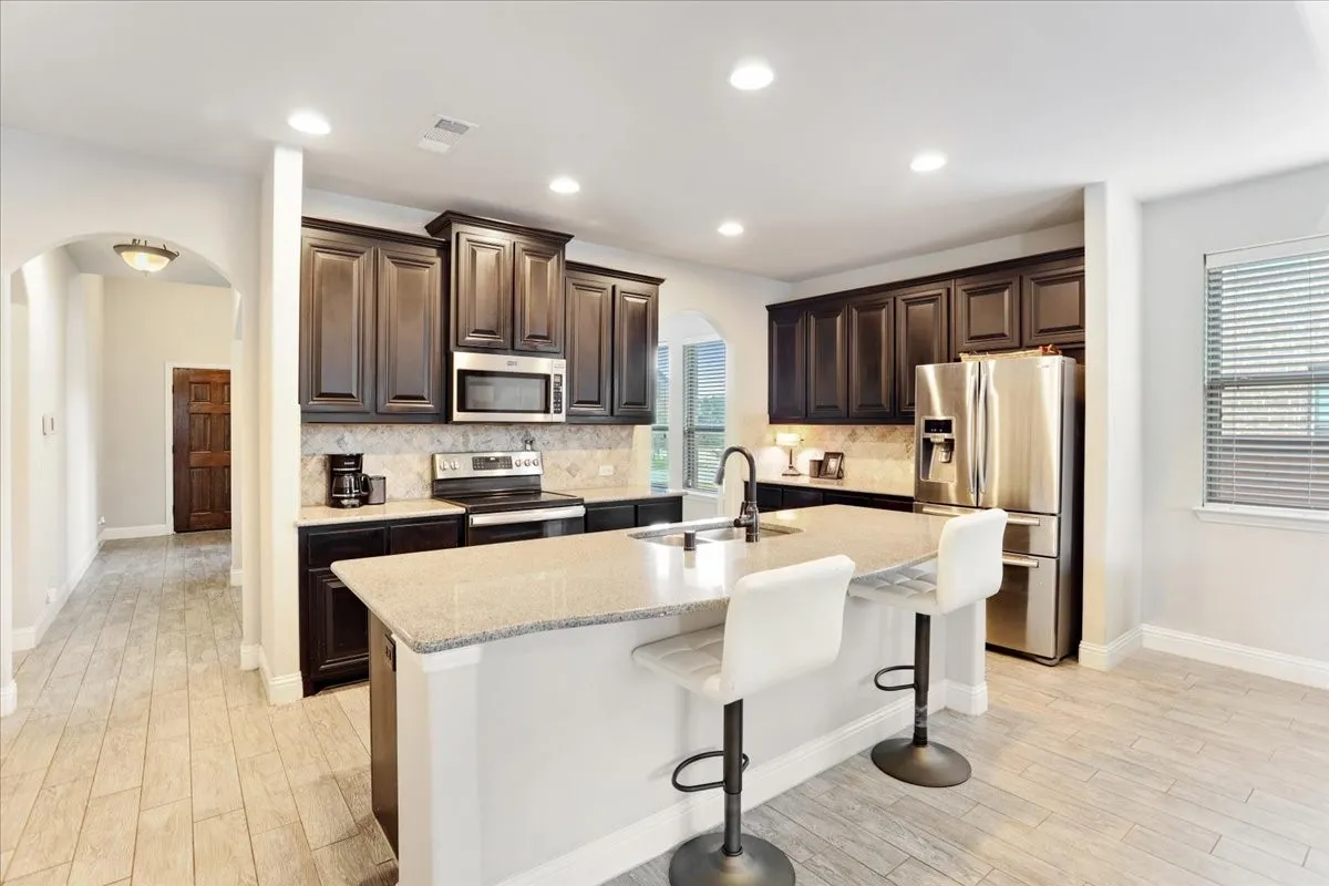 Single Family Residence For Sale in Grayson County , 3656 Rosewood, Denison, Texas 75020, 4 Bedroom, 4 Bathroom, 2 Garage spaces, 2,582 Sqft, built in 2017, mls#21276716, Real Estate Agent in Denison, Homes For Sale in Grayson county, Homes For Sale in Denison, Realtor in Denison Texas, Real Estate Brokerage Independent Realty Texas, Luminita Cordes Realtor