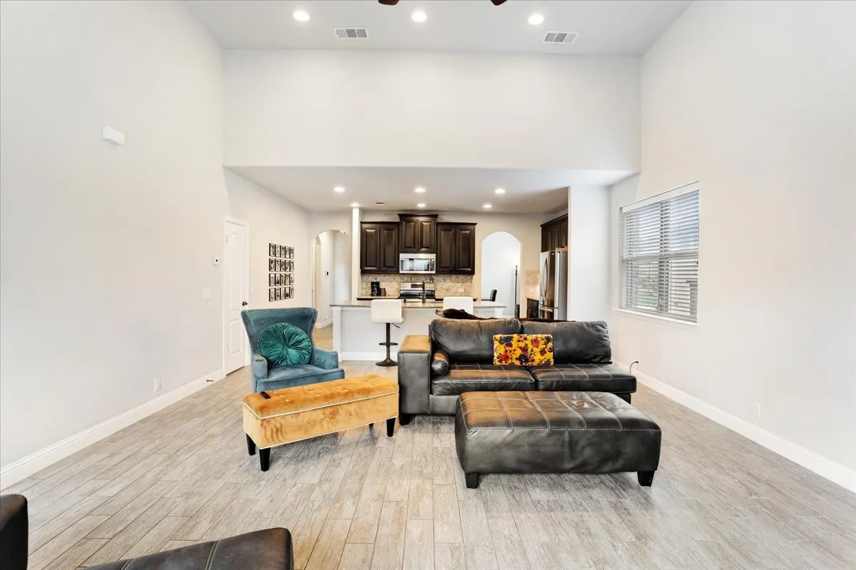 Single Family Residence For Sale in Grayson County , 3656 Rosewood, Denison, Texas 75020, 4 Bedroom, 4 Bathroom, 2 Garage spaces, 2,582 Sqft, built in 2017, mls#21276716, Real Estate Agent in Denison, Homes For Sale in Grayson county, Homes For Sale in Denison, Realtor in Denison Texas, Real Estate Brokerage Independent Realty Texas, Luminita Cordes Realtor