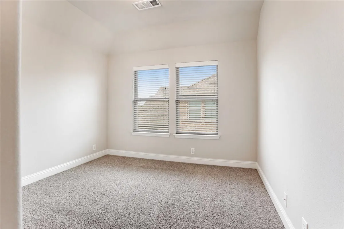 Single Family Residence For Sale in Grayson County , 3656 Rosewood, Denison, Texas 75020, 4 Bedroom, 4 Bathroom, 2 Garage spaces, 2,582 Sqft, built in 2017, mls#21276716, Real Estate Agent in Denison, Homes For Sale in Grayson county, Homes For Sale in Denison, Realtor in Denison Texas, Real Estate Brokerage Independent Realty Texas, Luminita Cordes Realtor
