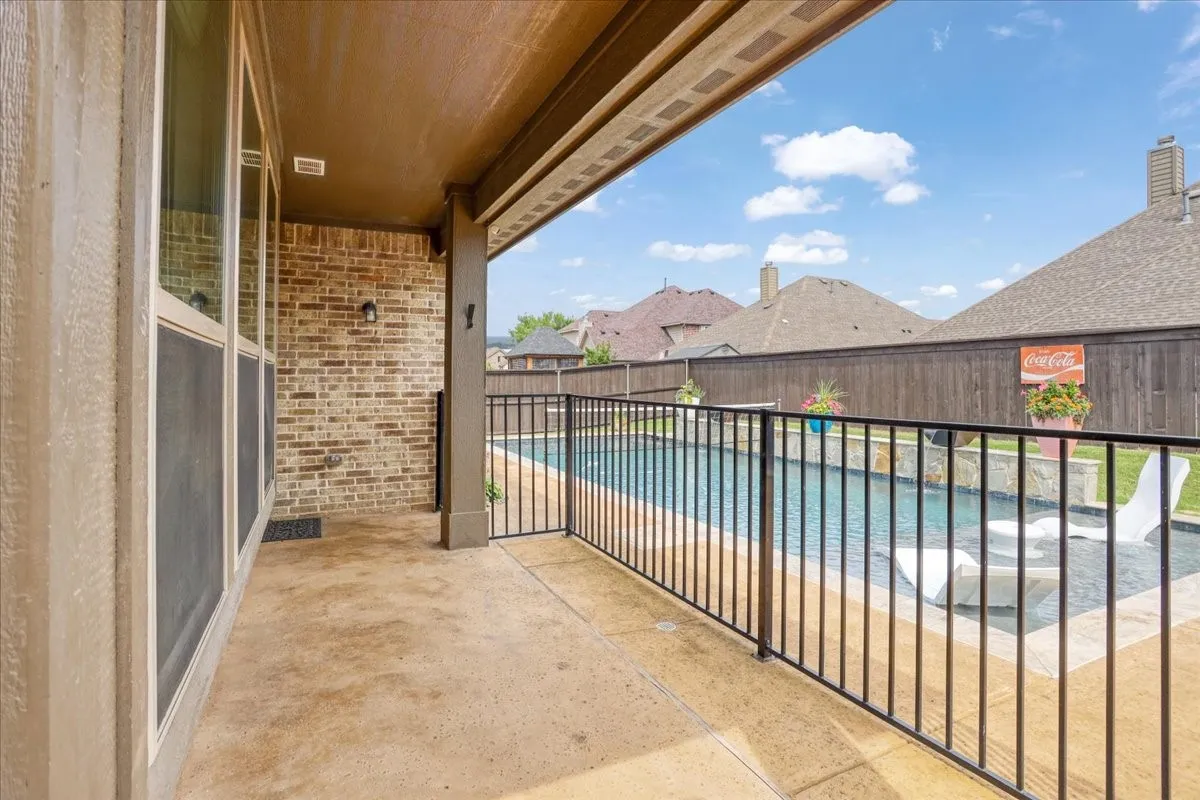 Single Family Residence For Sale in Grayson County , 3656 Rosewood, Denison, Texas 75020, 4 Bedroom, 4 Bathroom, 2 Garage spaces, 2,582 Sqft, built in 2017, mls#21276716, Real Estate Agent in Denison, Homes For Sale in Grayson county, Homes For Sale in Denison, Realtor in Denison Texas, Real Estate Brokerage Independent Realty Texas, Luminita Cordes Realtor