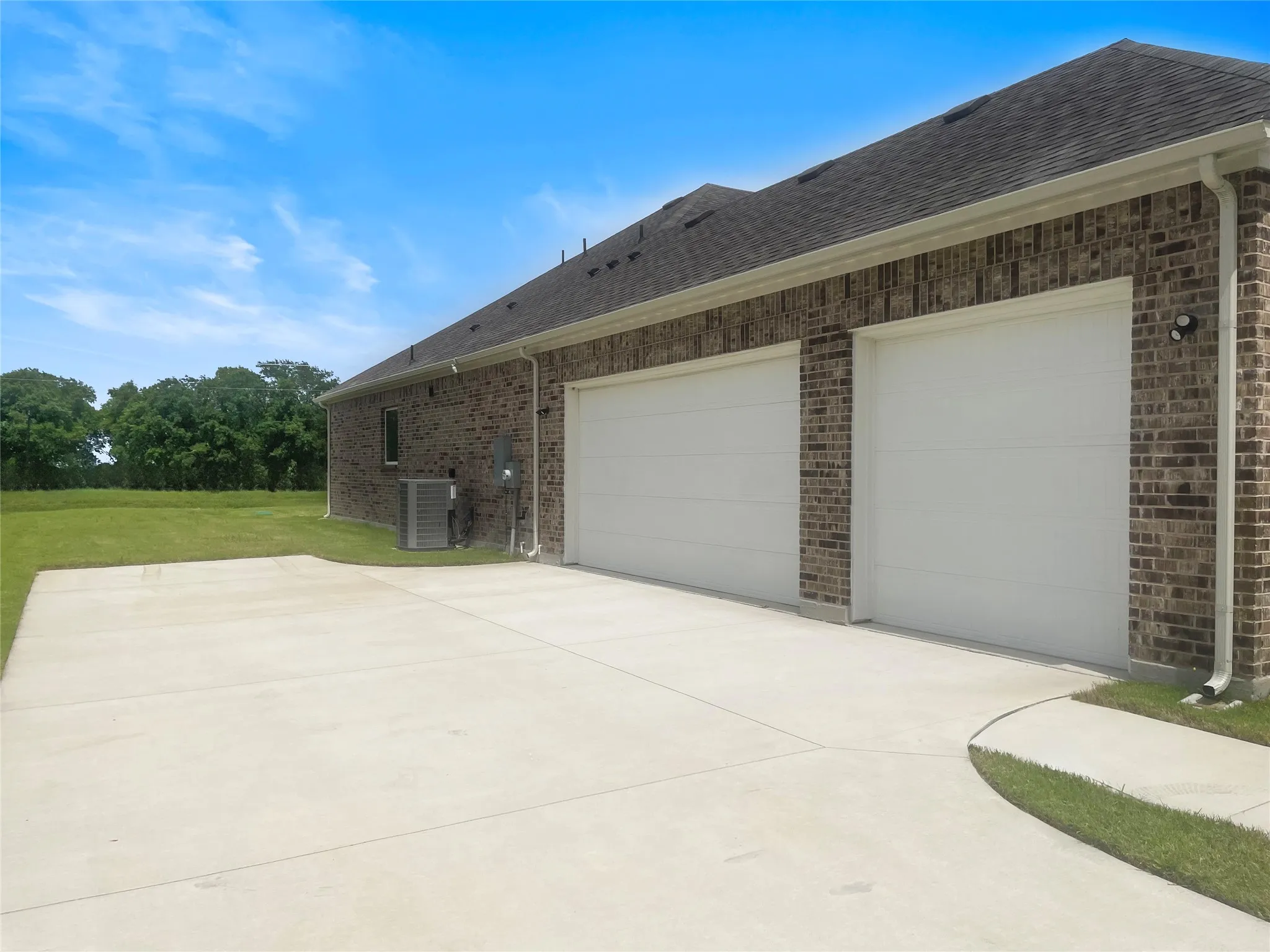 Single Family Residence For Sale in Ellis County , 117 Aiden Drive, Waxahachie, Texas 75165, 4 Bedroom, 3 Bathroom, 3 Garage spaces, 2,803 Sqft, built in 2024, mls#21288985, Real Estate Agent in Waxahachie, Homes For Sale in Ellis county, Homes For Sale in Waxahachie, Realtor in Waxahachie Texas, Real Estate Brokerage Independent Realty Texas, Luminita Cordes Realtor